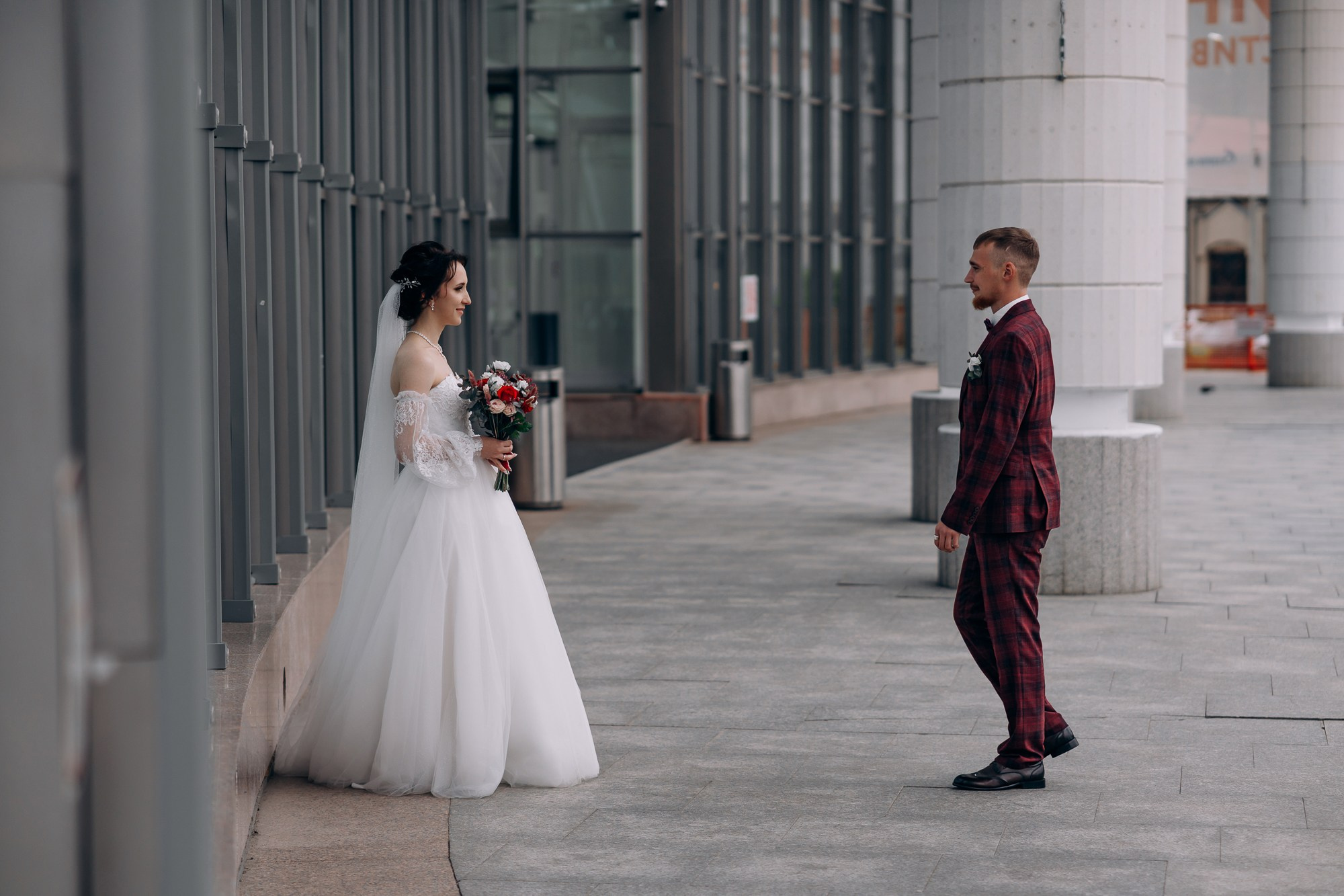 Свадебная фотосессия летом с выездной регистрацией. Свадебный и репортажный фотограф в Ярославле Евгений Сальников