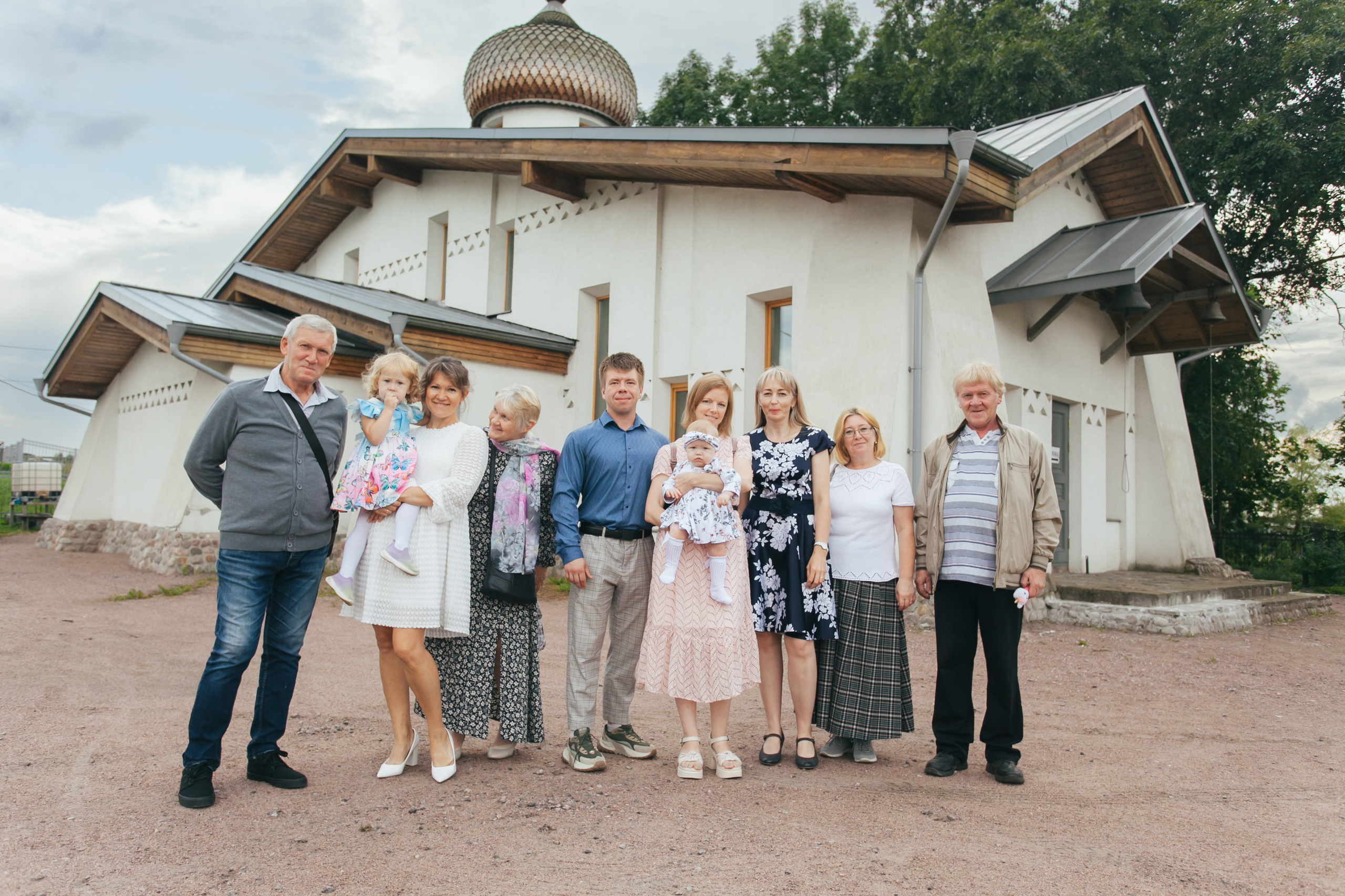 Крещение храм Сошествия святого Духа, г. Колпино. Фотограф на крещение в Санкт Петербурге