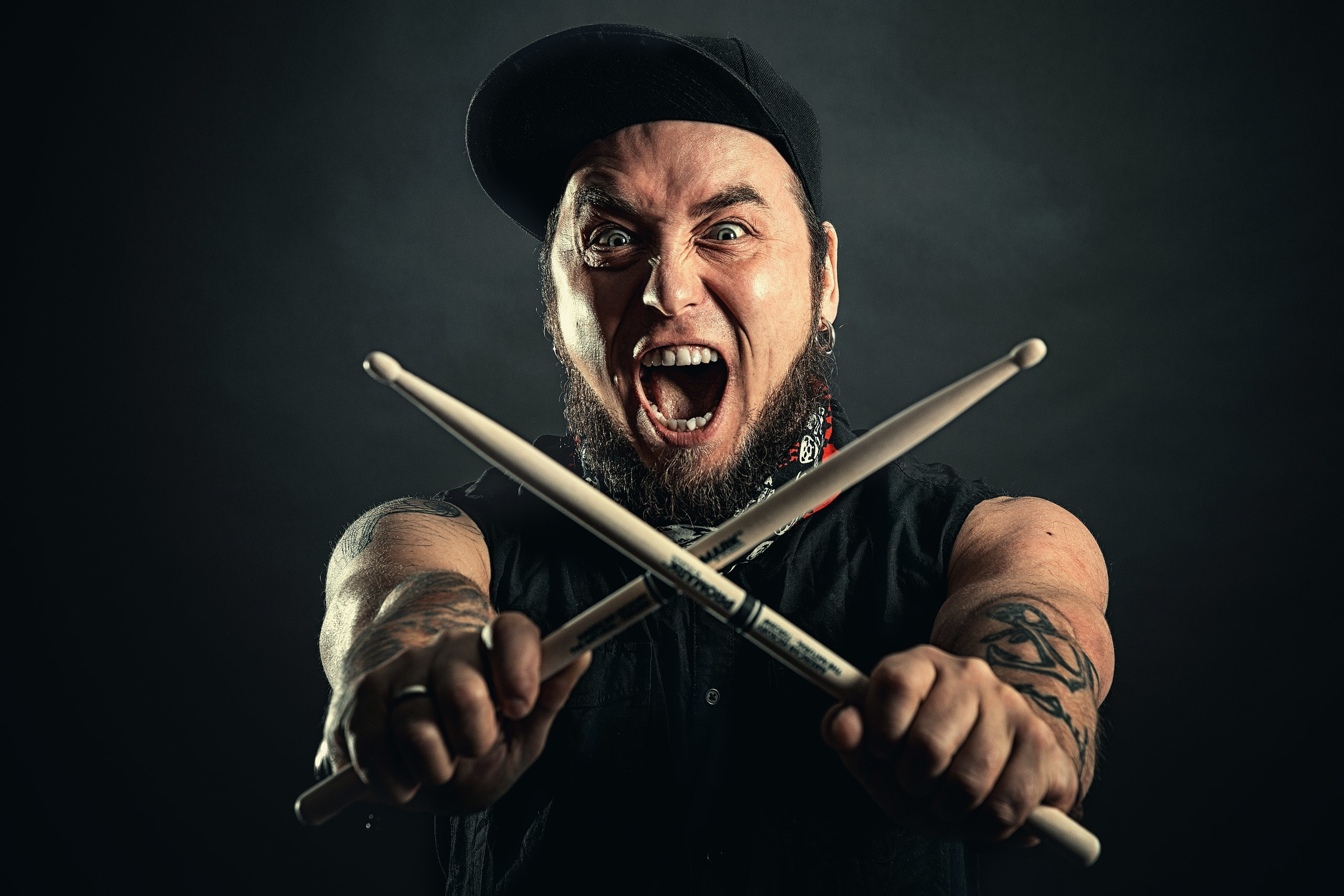 Портрет барабанщика Рустама Галимова