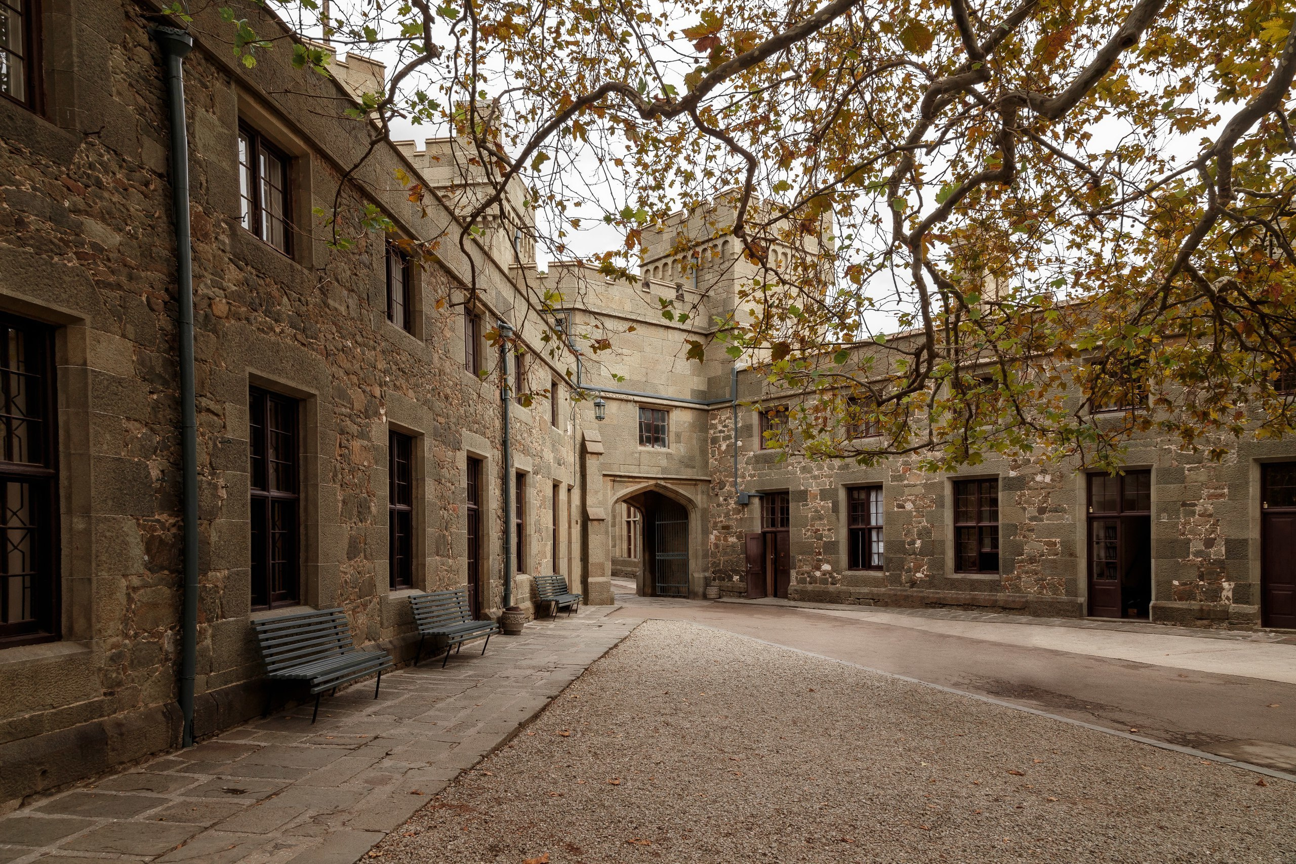 Воронцовский дворец. Достопримечательности Крыма. Россия. Фотограф Андрей Васильев. Архитектура.