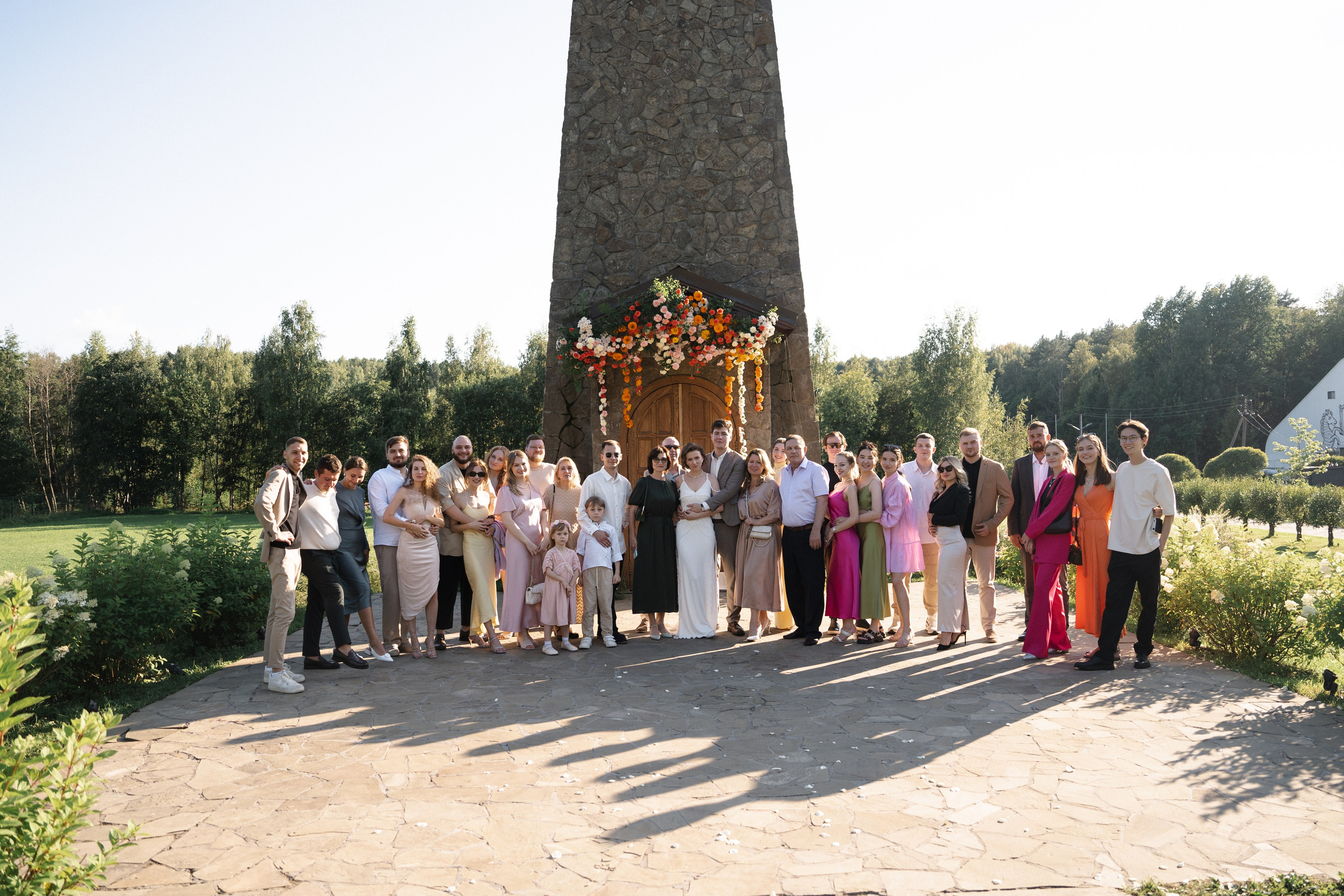 Арина & Иван. Камерная свадьба на природе в стиле в расслабленном стиле. Свадебный фотограф организатор в Санкт-Петербурге Ассоль Опарина