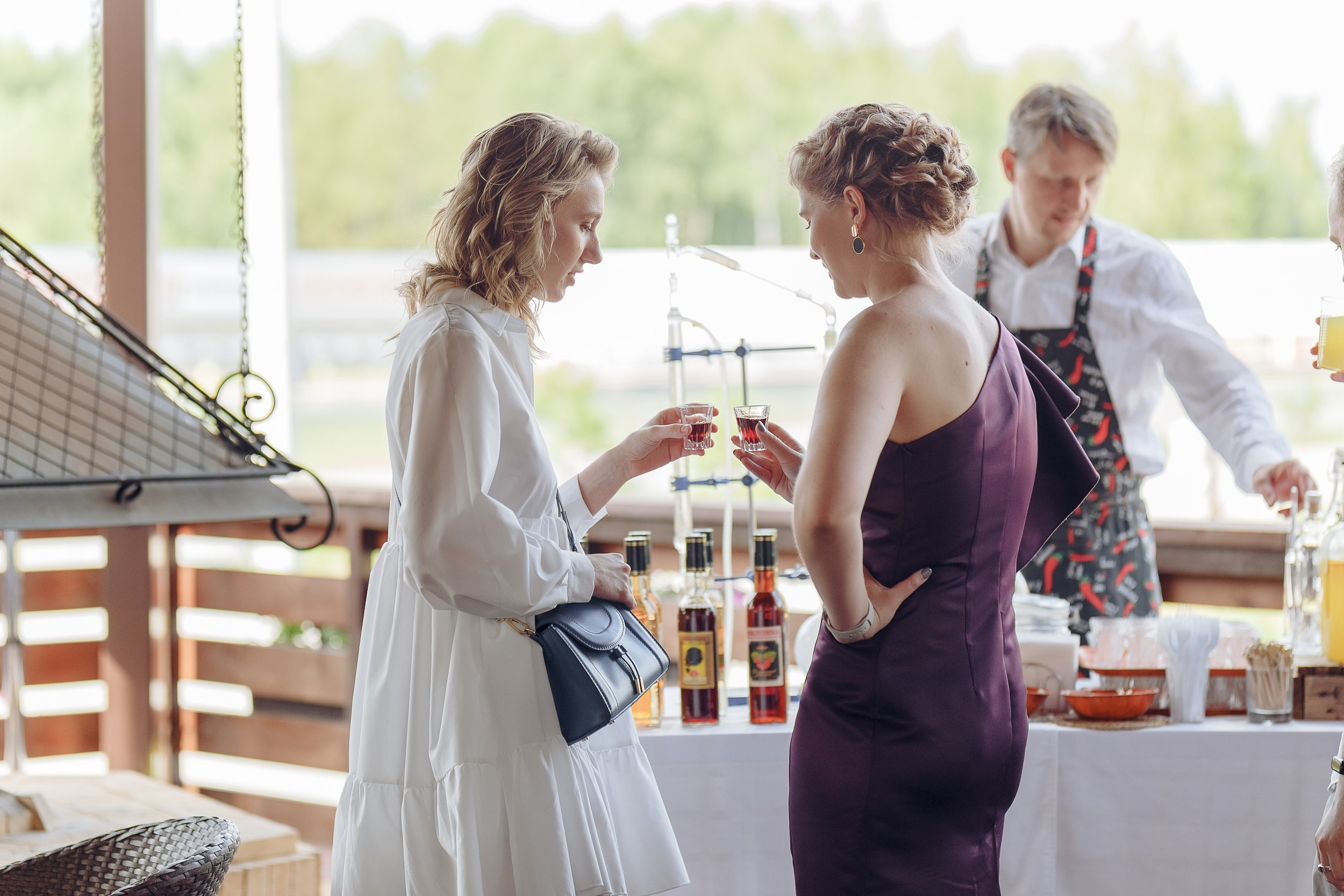 Дай У и Мария. Главная