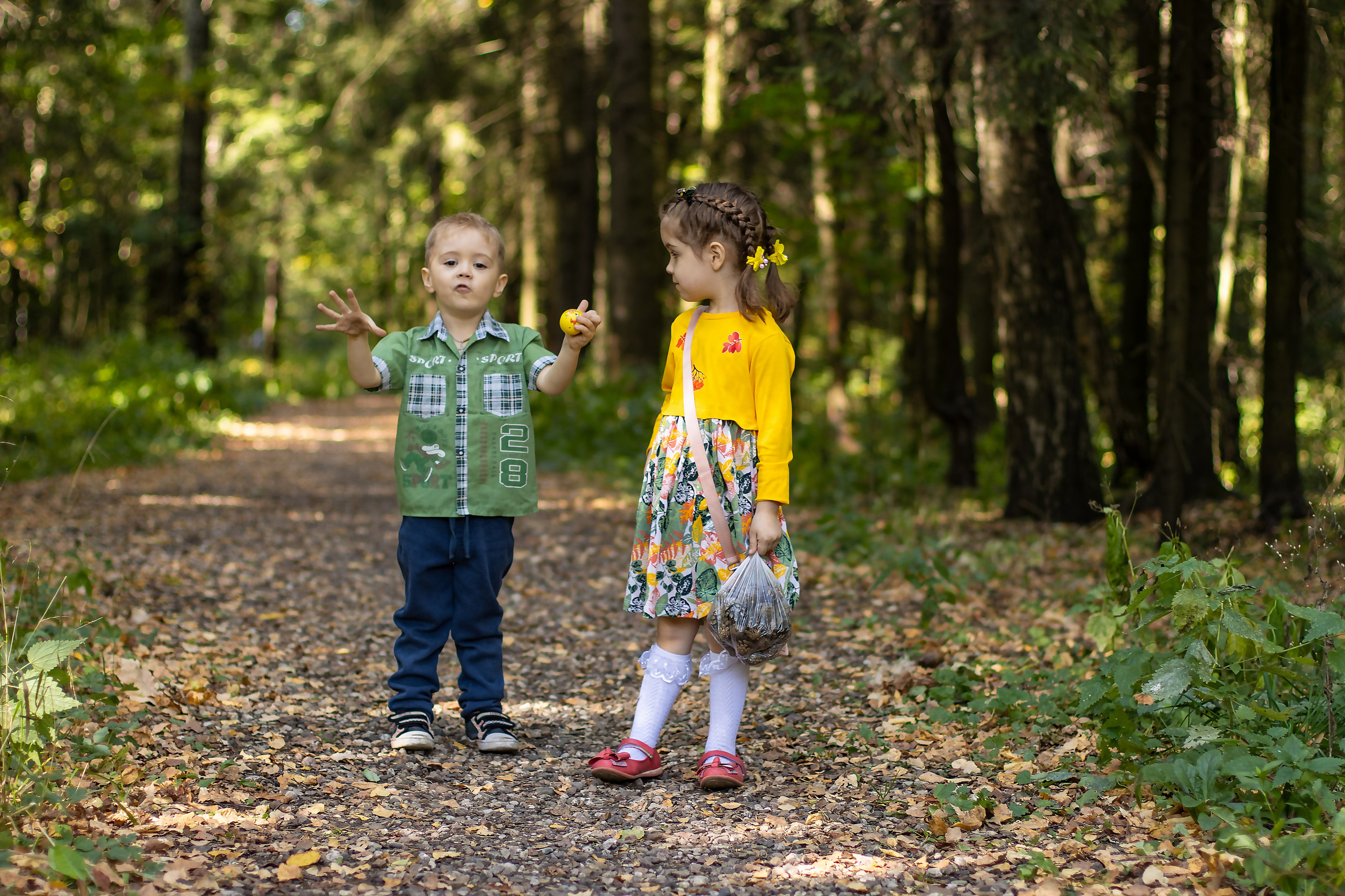 Саша и Маша лесная прогулка. Главная