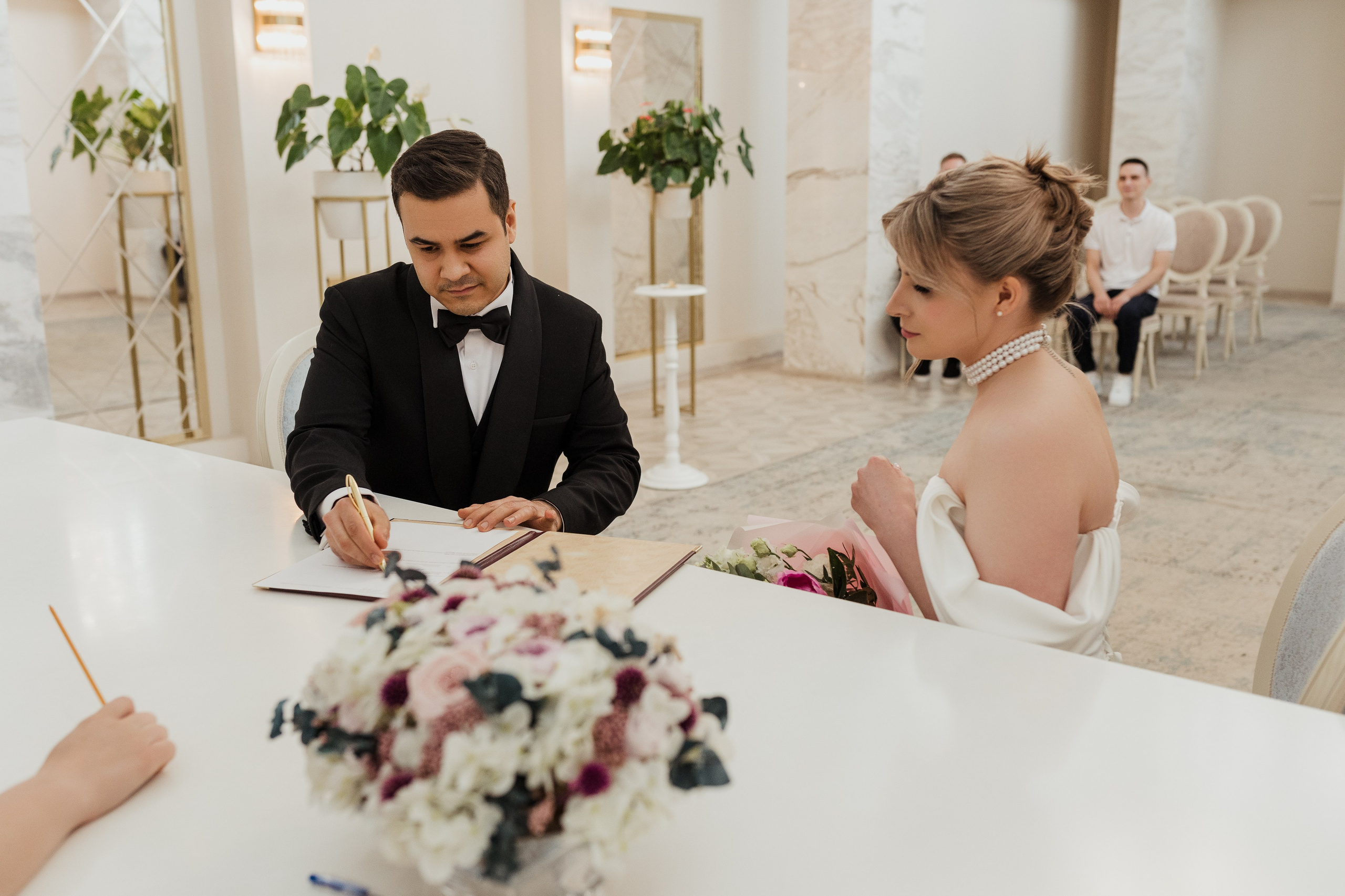 Свадебная фотопрогулка в Москве по центру. Свадебный фотограф в Москве Анна Полушина