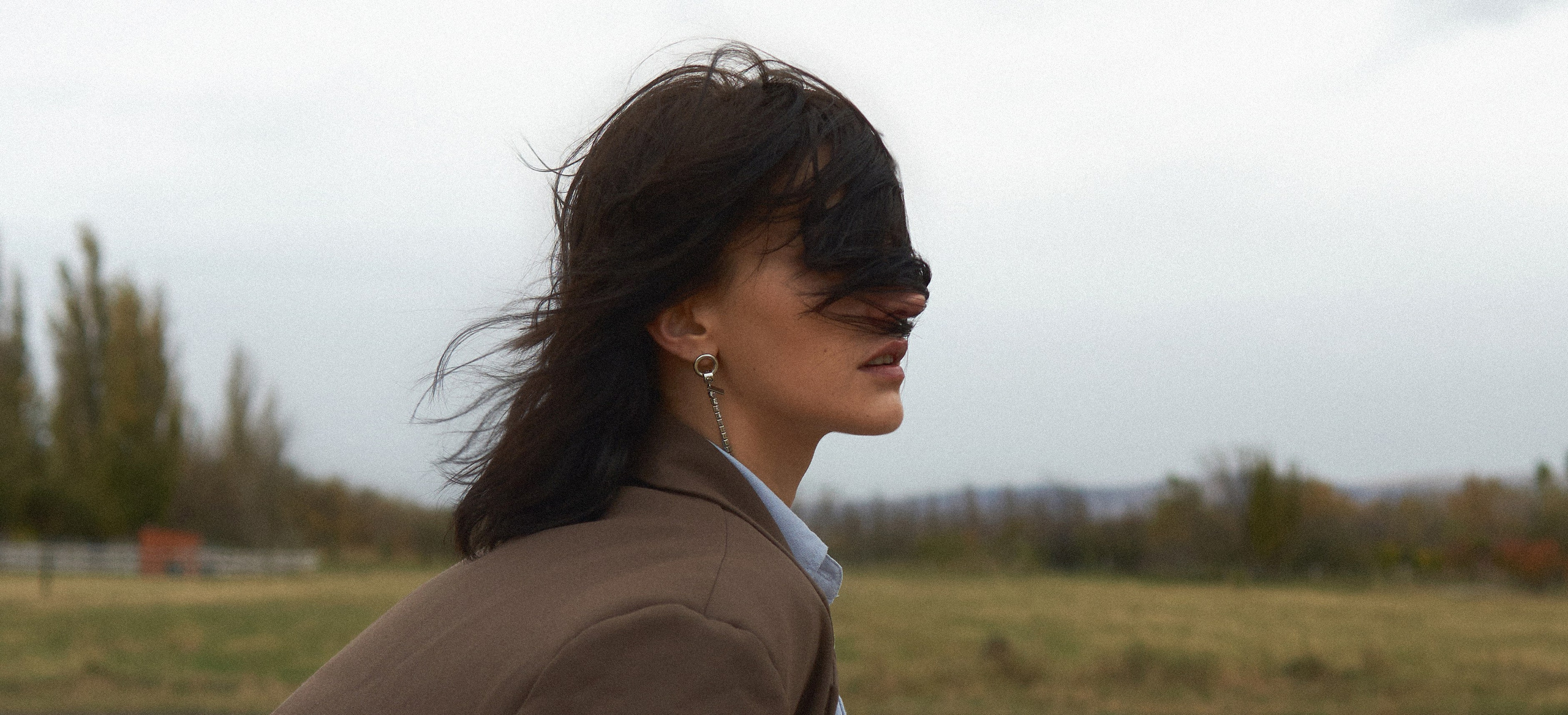 Maro and a horse. Фотограф Валерий Федяев | vallerzu