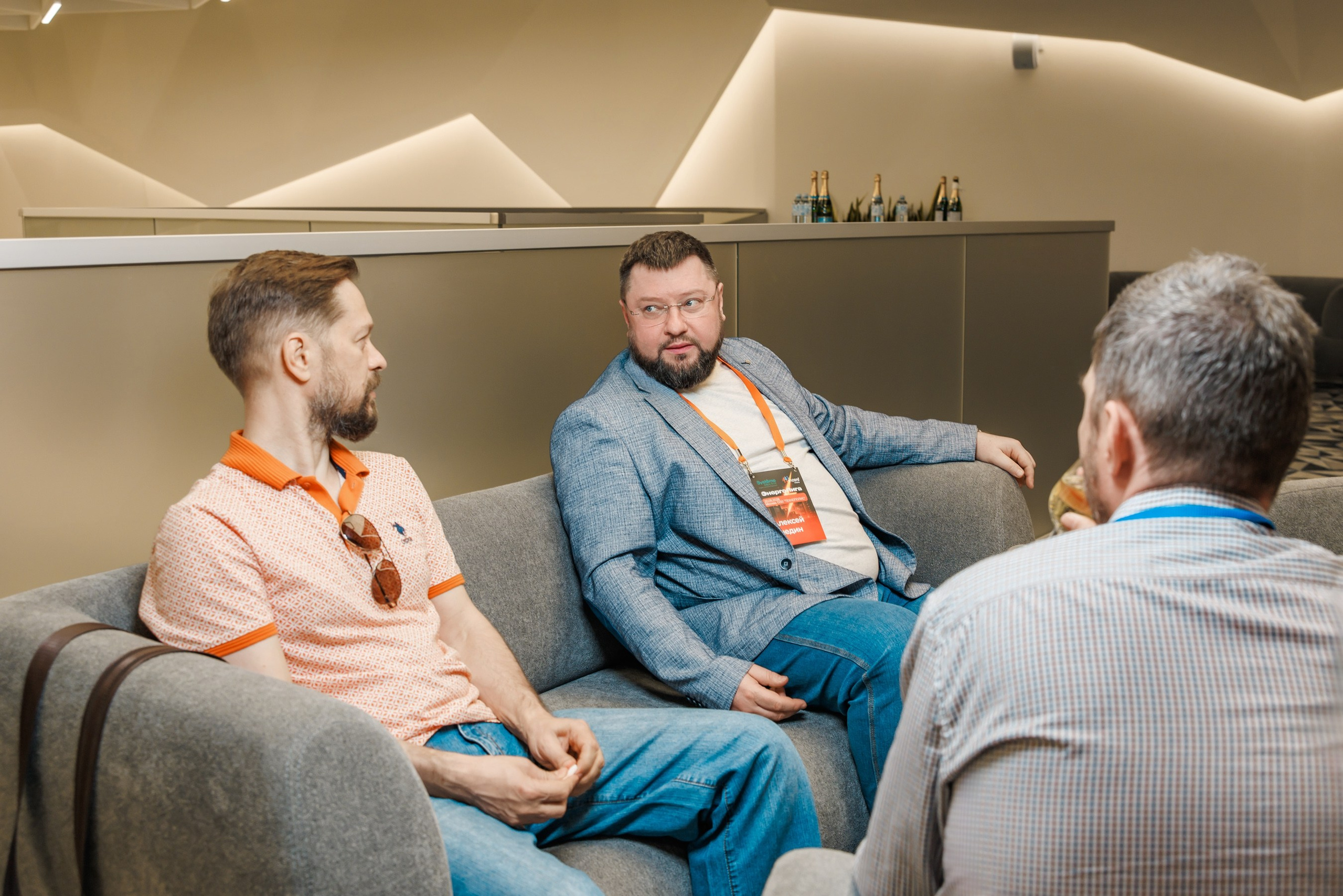 Wild Oyster Technopolis. Андрей Шаповалов — репортажный фотограф в Москве
