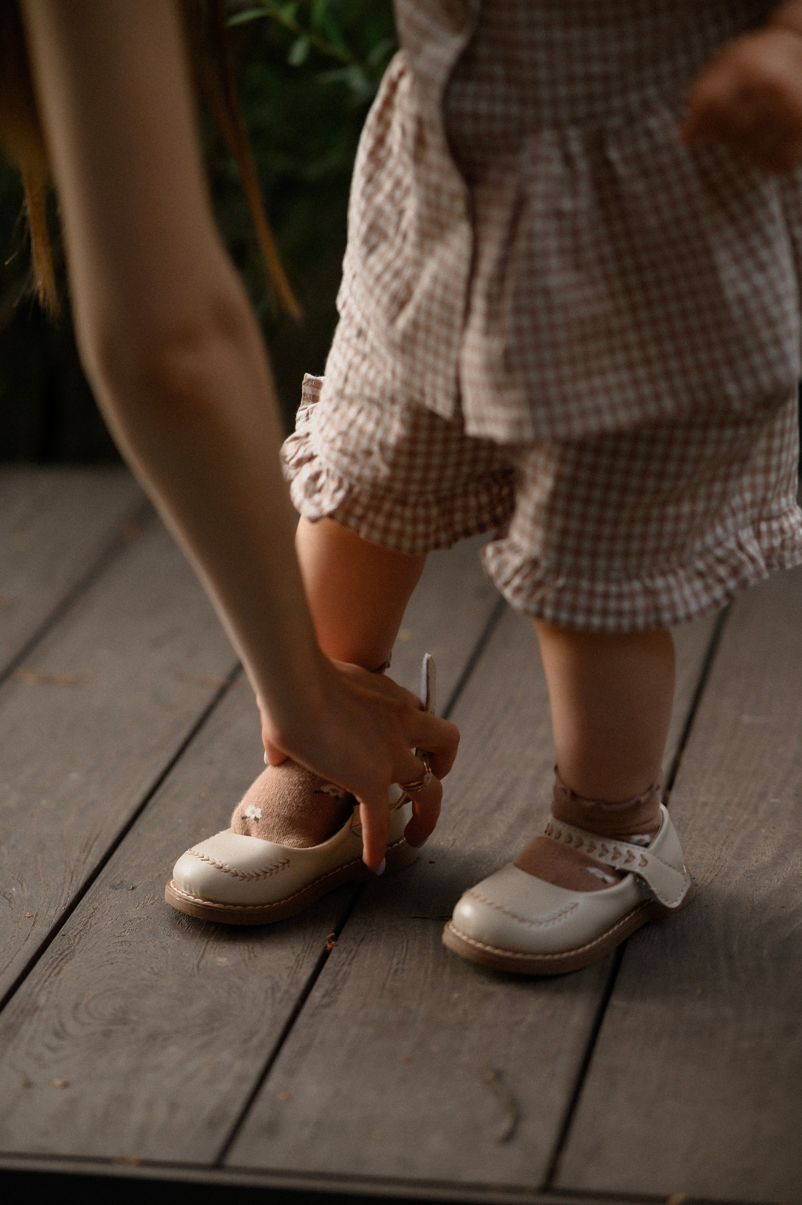 Надя и Алиса в ресторане Кедр. Семейный и свадебный lifestyle-фотограф в Москве Мария Петрова