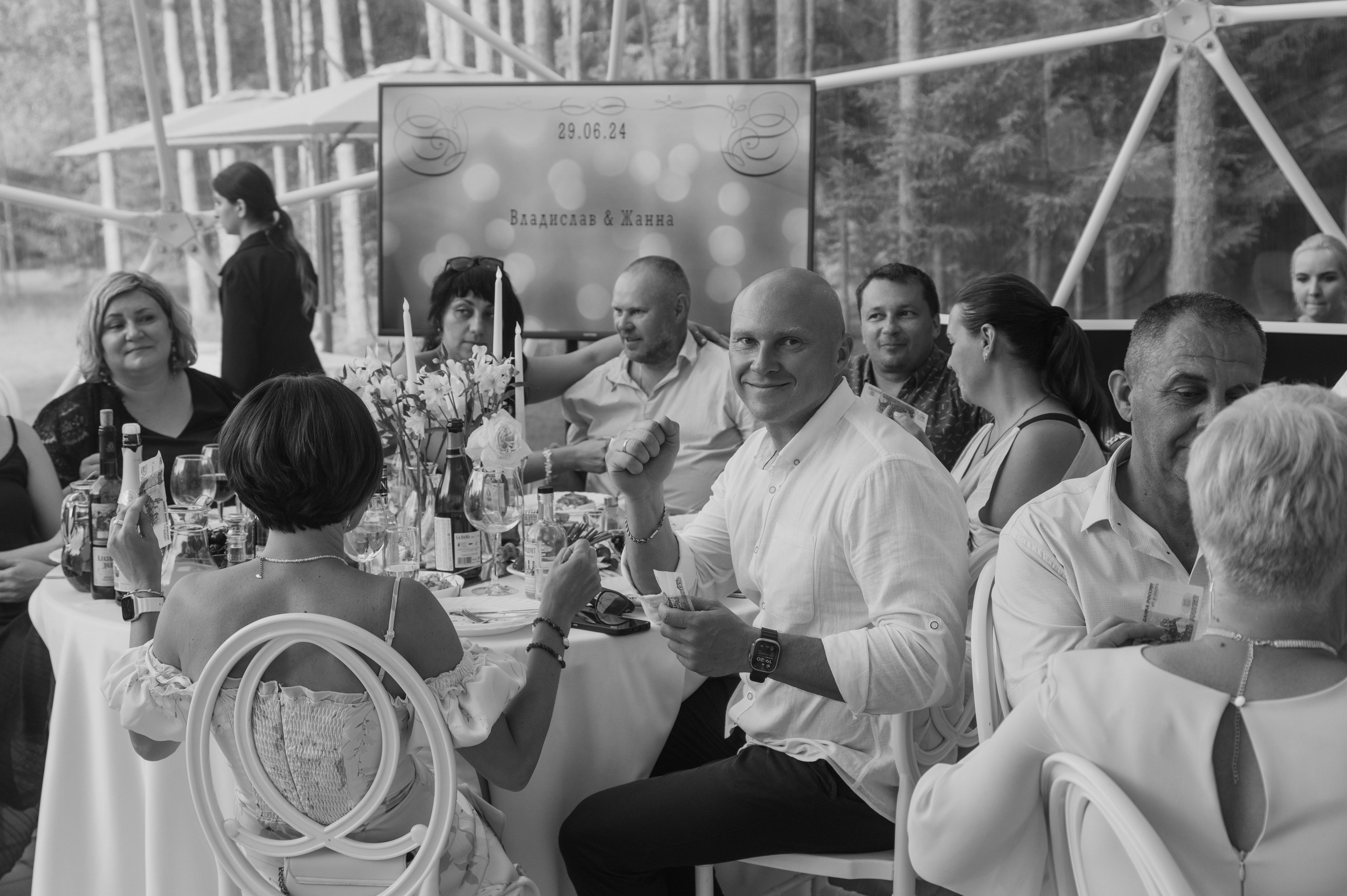 Свадебная фотосессия с утром невесты и красивым свадебным банкетом. Свадебный фотограф в Твери, Москве и Санкт-Петербурге Денисова Екатерина