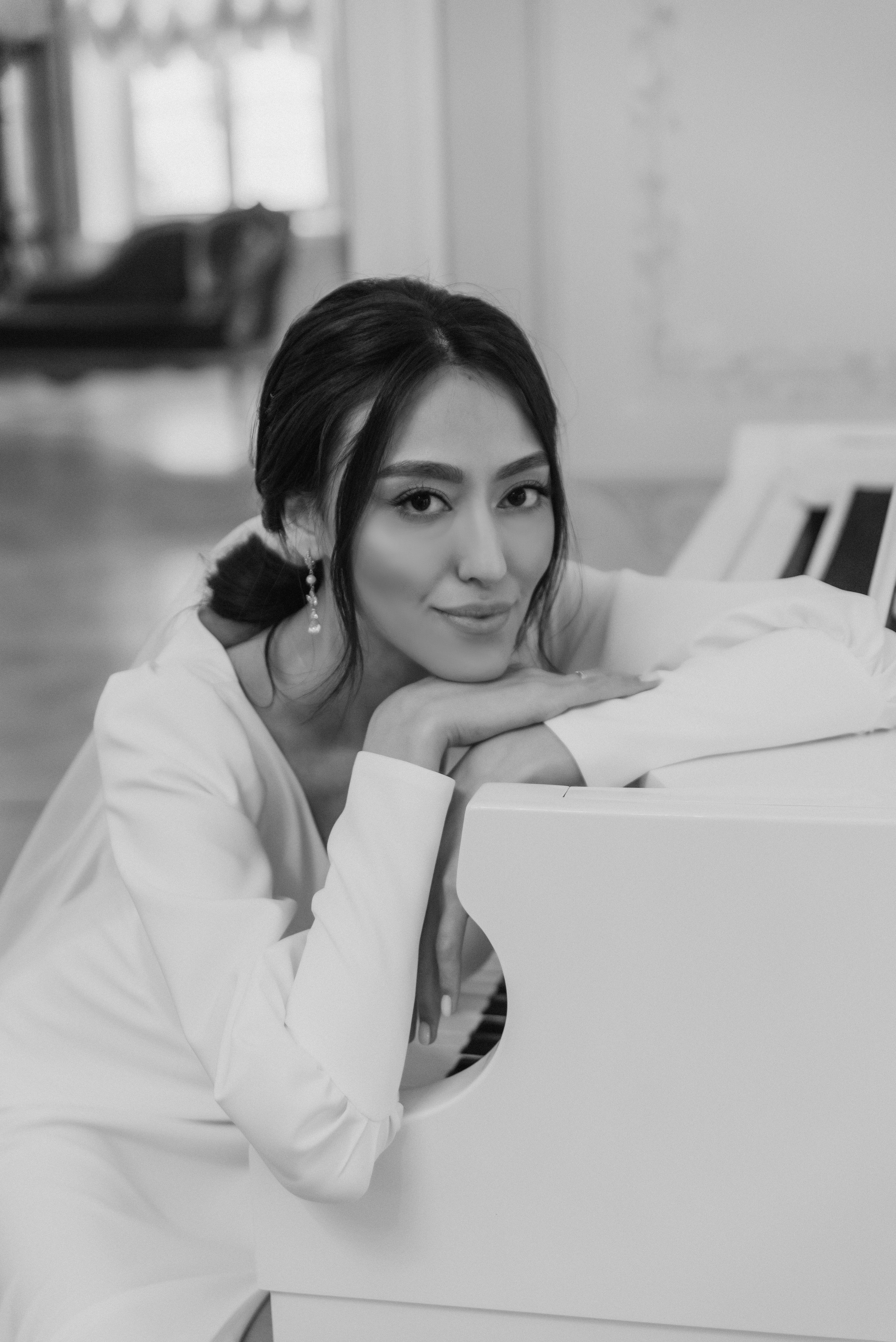 Свадебная фотосессия в Твери в красивой локации в замке в Московской области. Свадебный фотограф в Твери, Москве и Санкт-Петербурге Денисова Екатерина