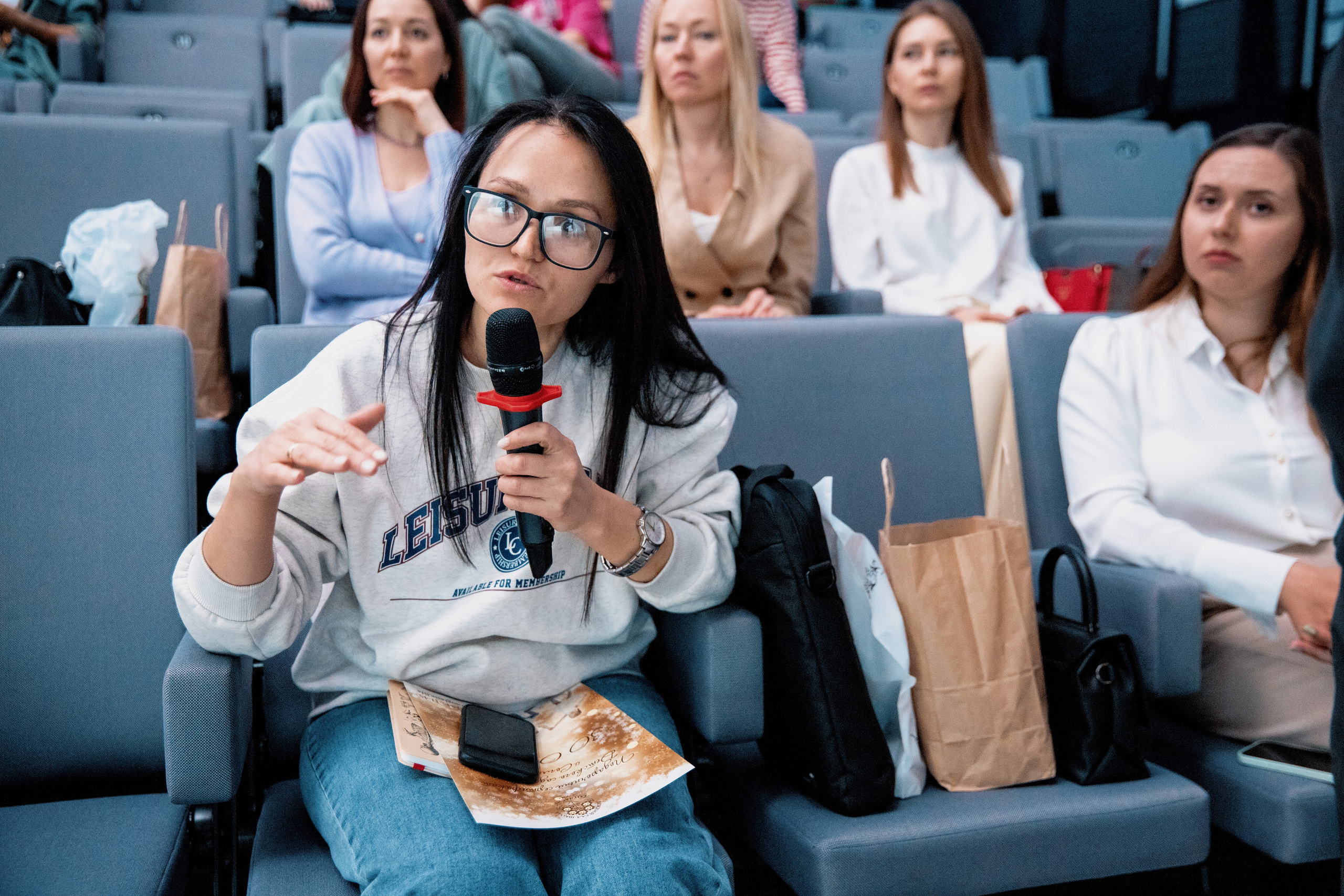 Конференция для мам. Репортажный и портретный фотограф в Екатеринбурге Гизатуллин Марат