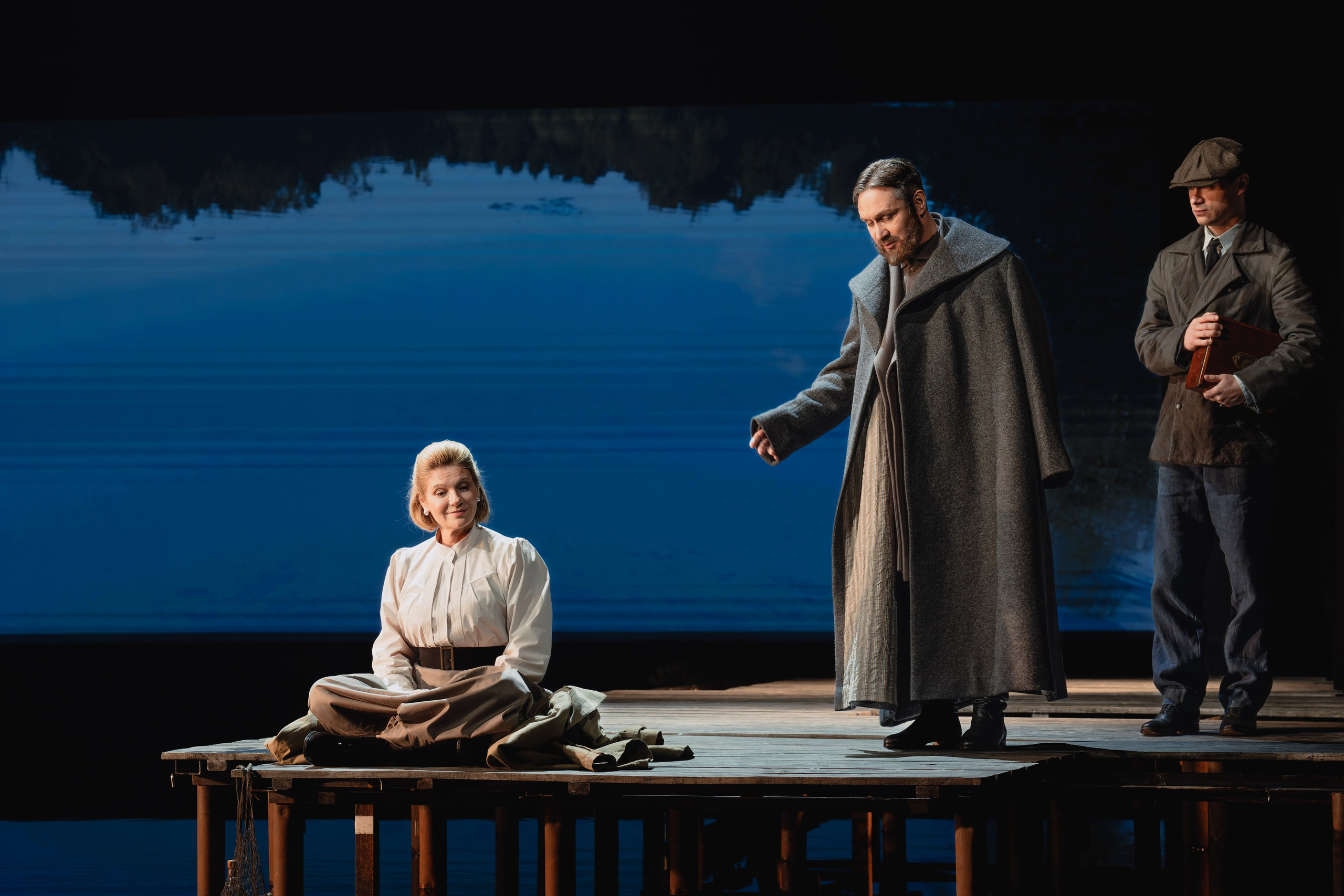 Театр Маяковского: Лес. Сайт фотографа Сергея Абрамова