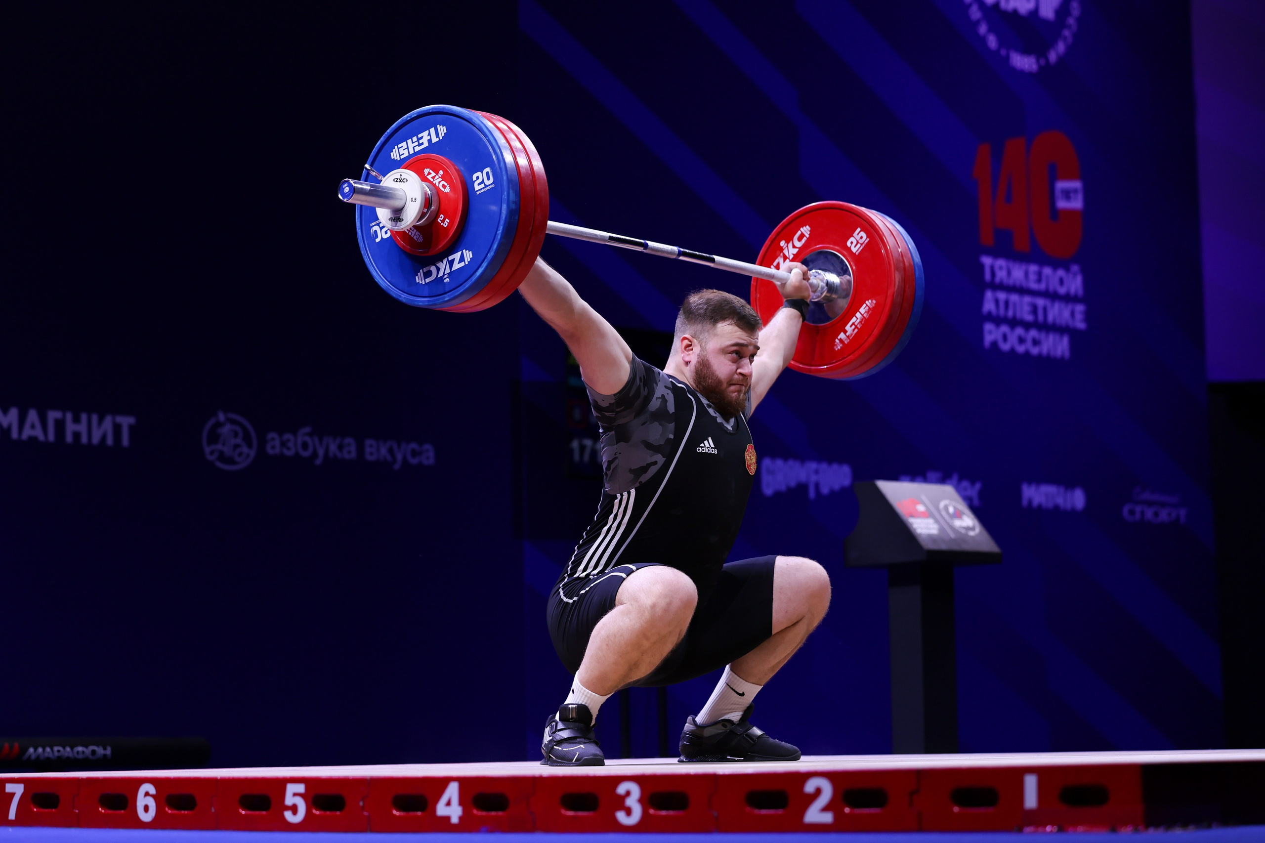 Чемпионат России по тяжелой атлетике 2025. Спортивный и репортажный фотограф Антон Тереханов