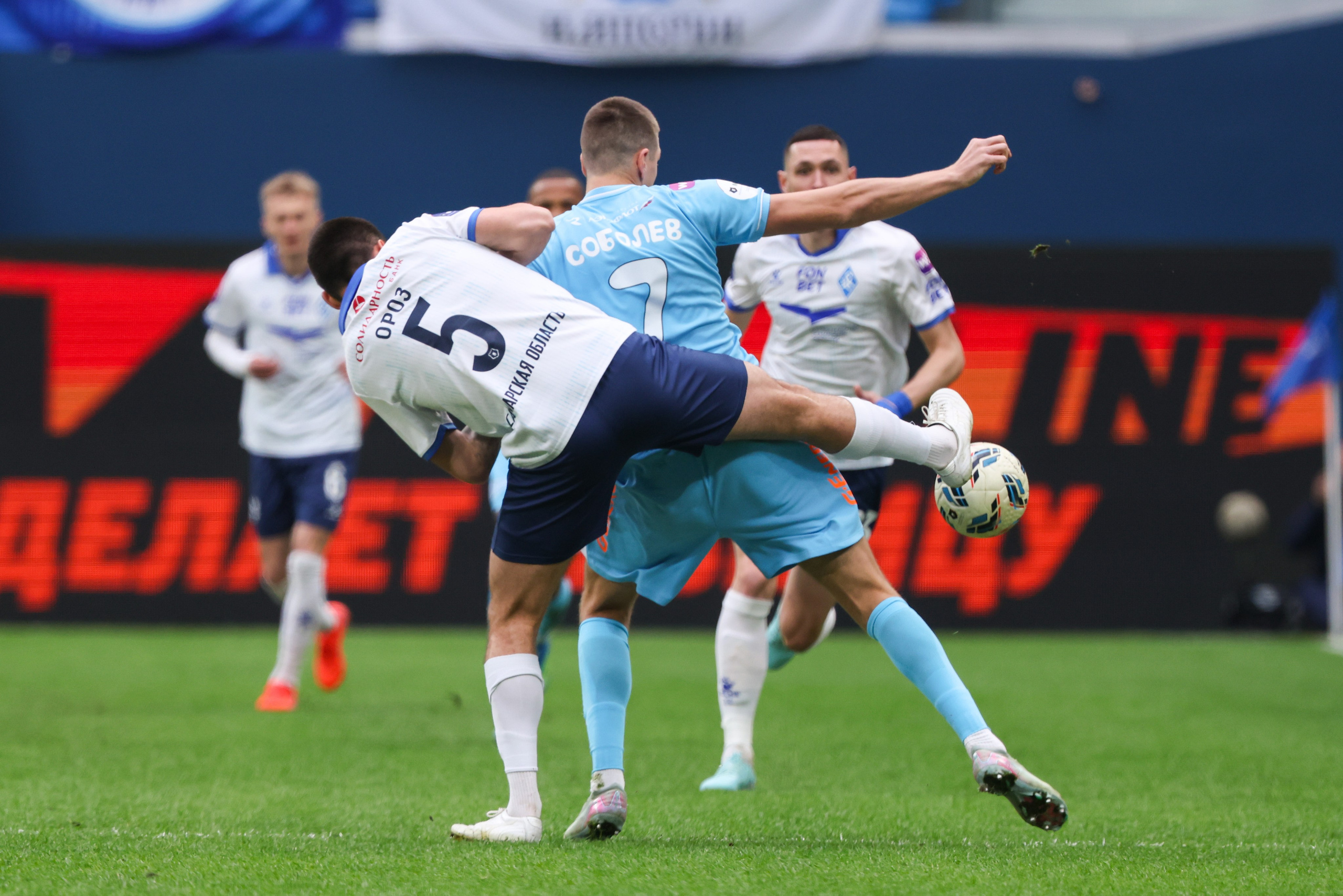 ФК «Зенит» — ФК «Крылья советов». Спортивный и репортажный фотограф Антон Тереханов