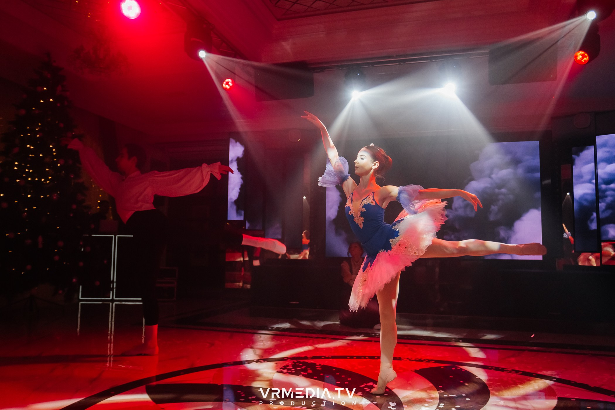 Новогодний вечер в ресторане «Лазурный Берег»