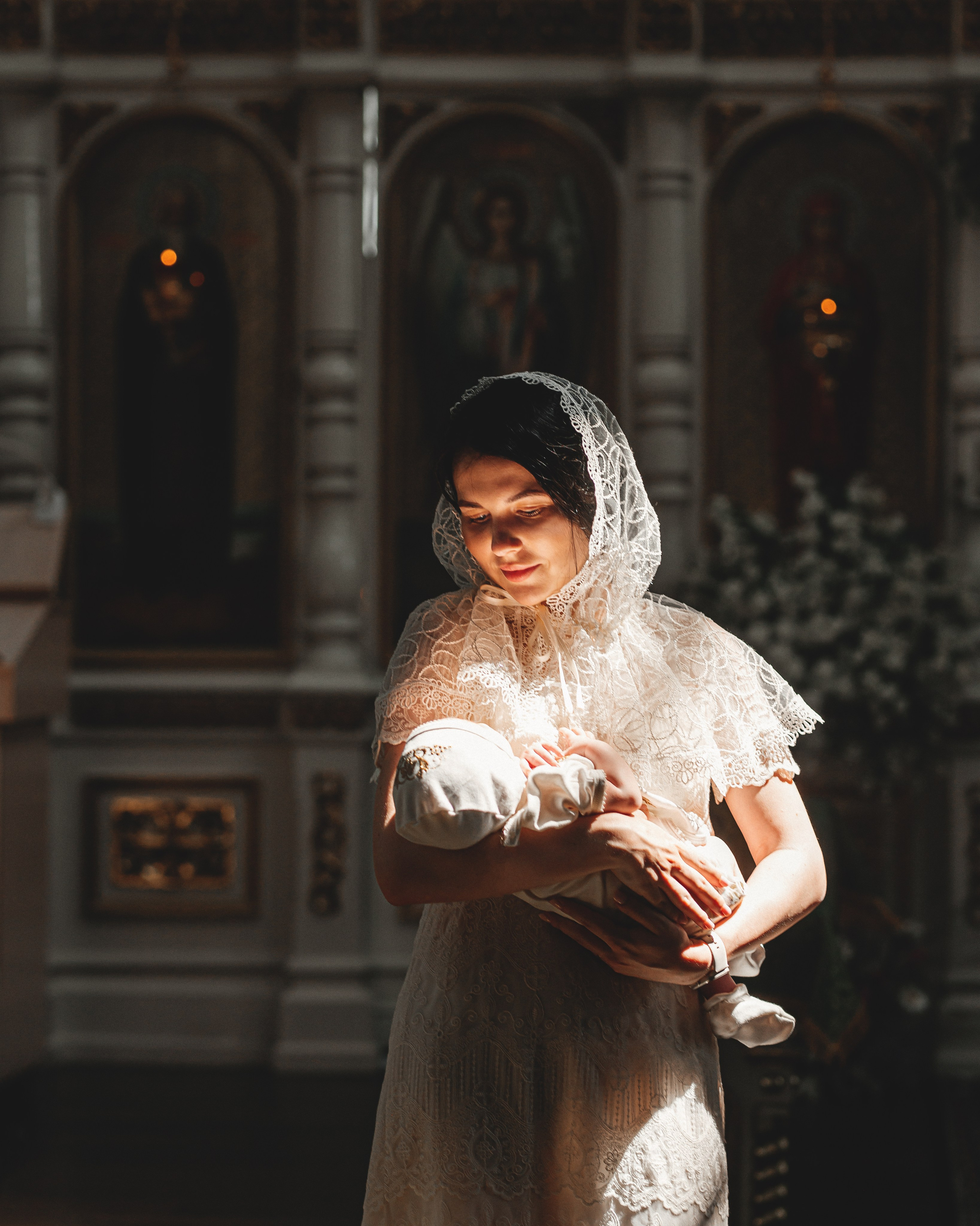 Таинство Крещения Мирона. Фотограф Таинств Крещения и Венчания в г. Курске