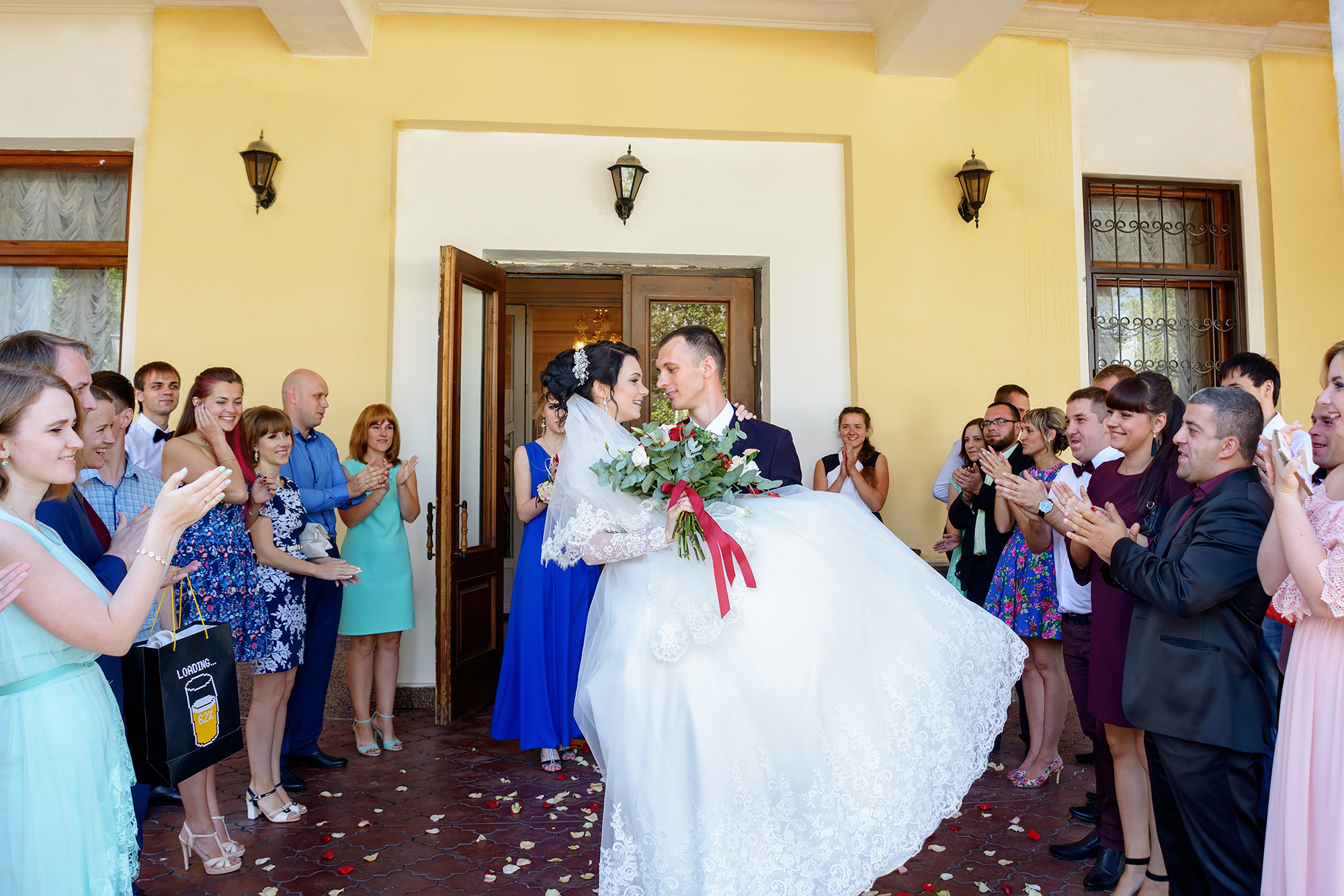 Свадебная церемония в Автозаводском загсе