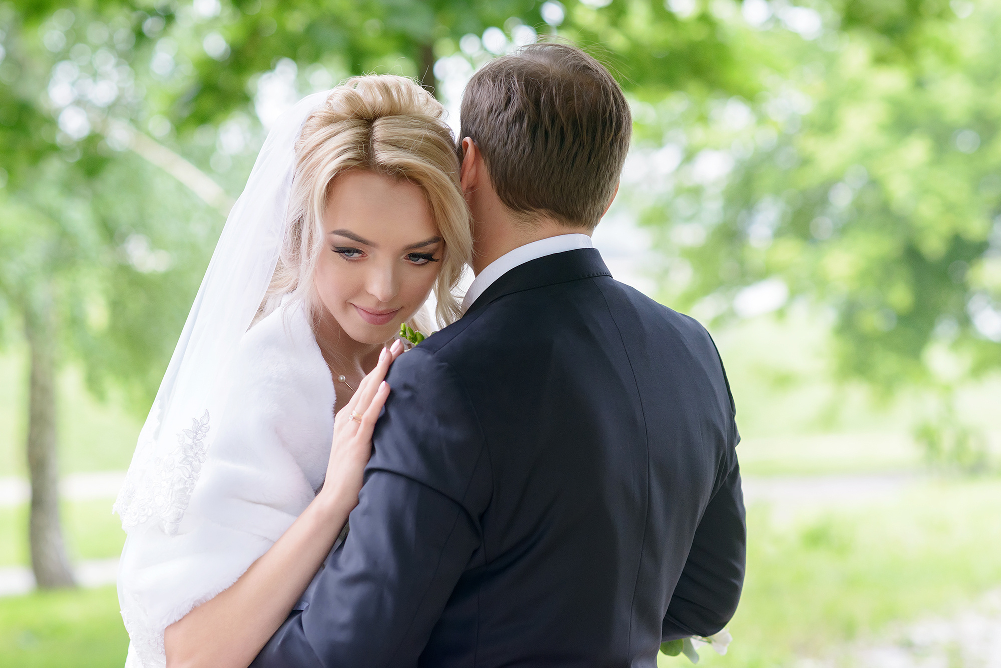 Свадебная фотосессия на природе в Нижнем Новгороде