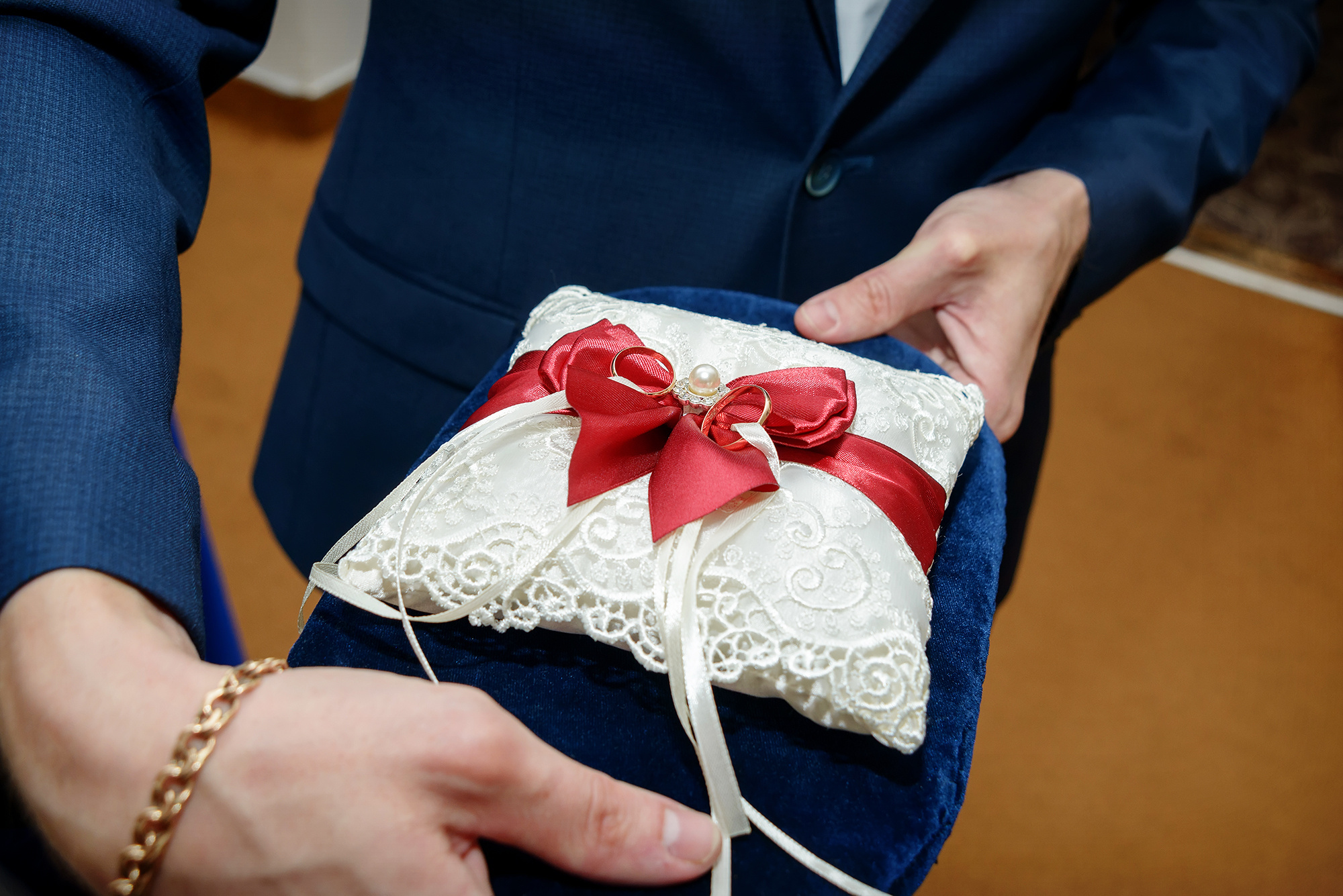 Свадебная церемония в Автозаводском загсе