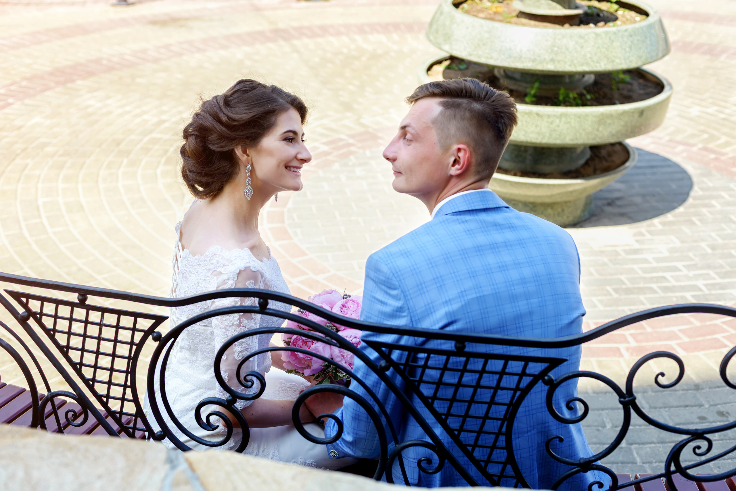 Свадебная фотосъемка на улице Рождественской в Нижнем Новгороде