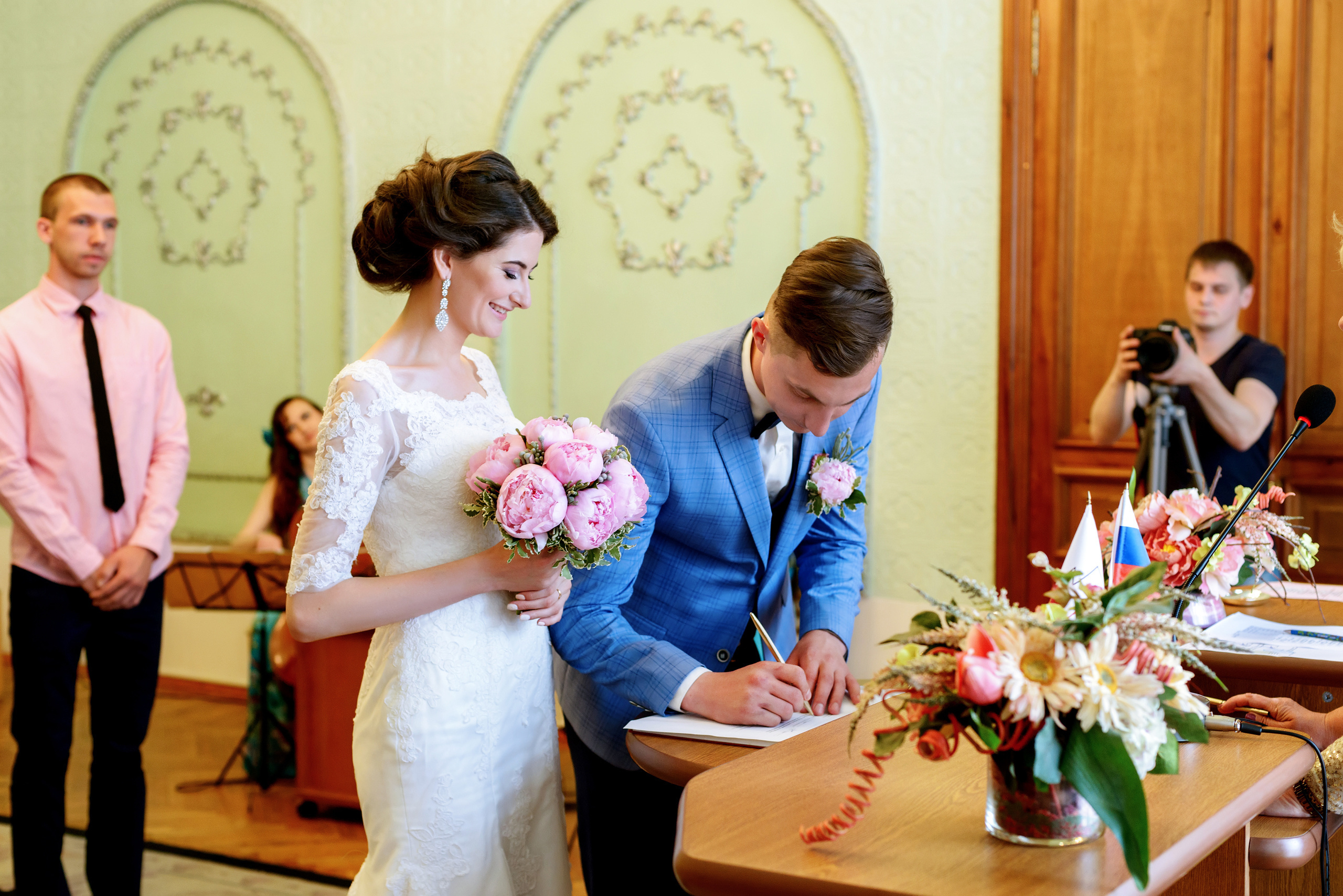 Свадебная церемония в Нижегородском загсе