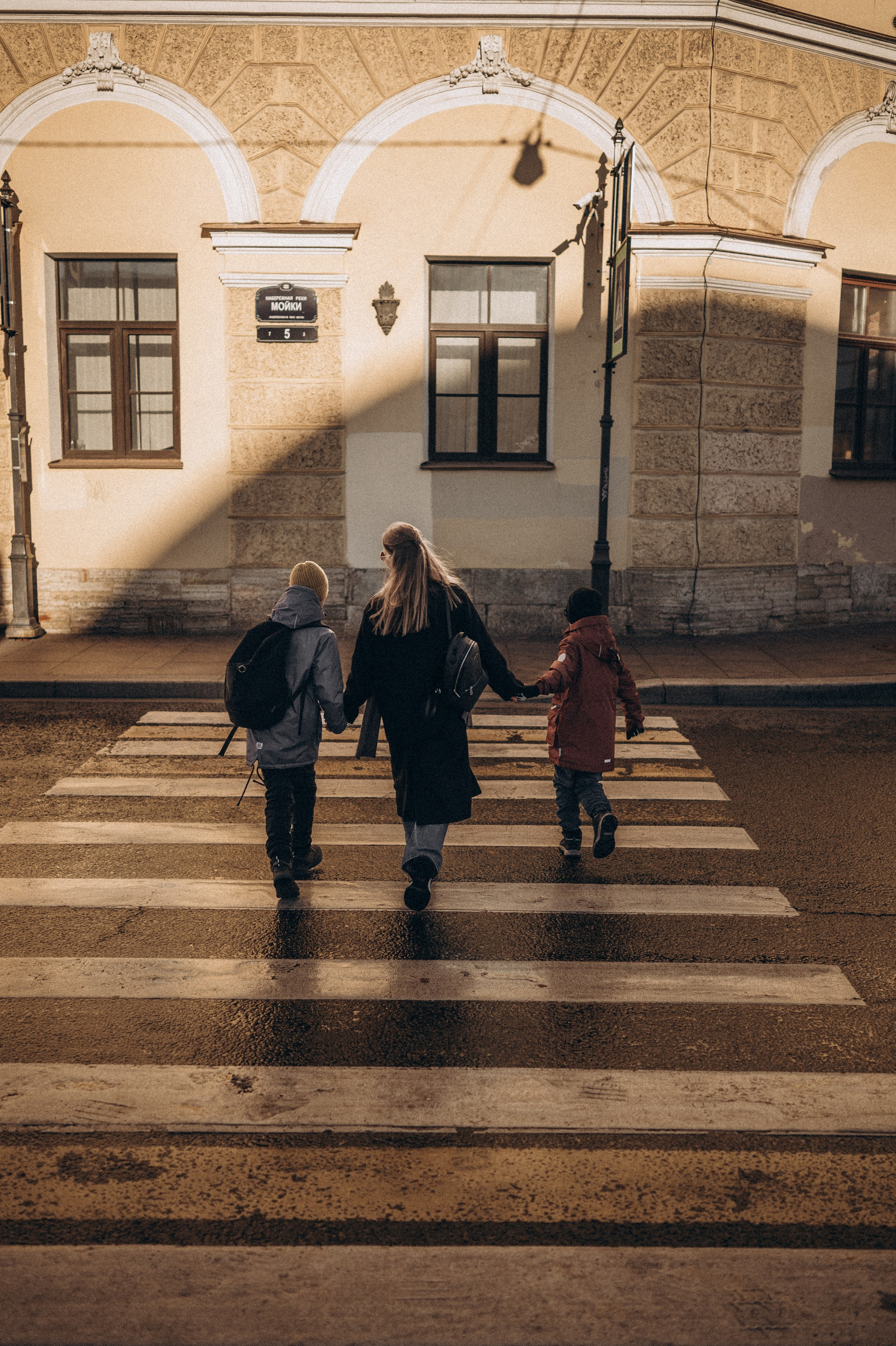 Мария, Миша и Ваня в Питере. Фотограф Горбенко Анна