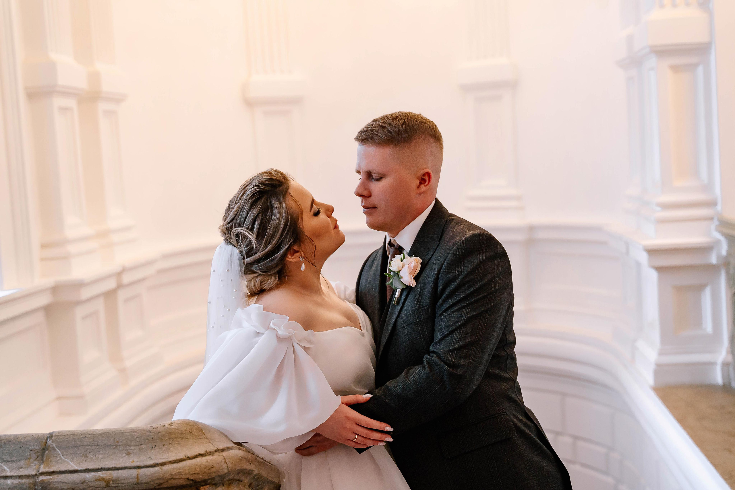 Свадебная фотосессия в Особняке спиридонова и в отеле Люмьер