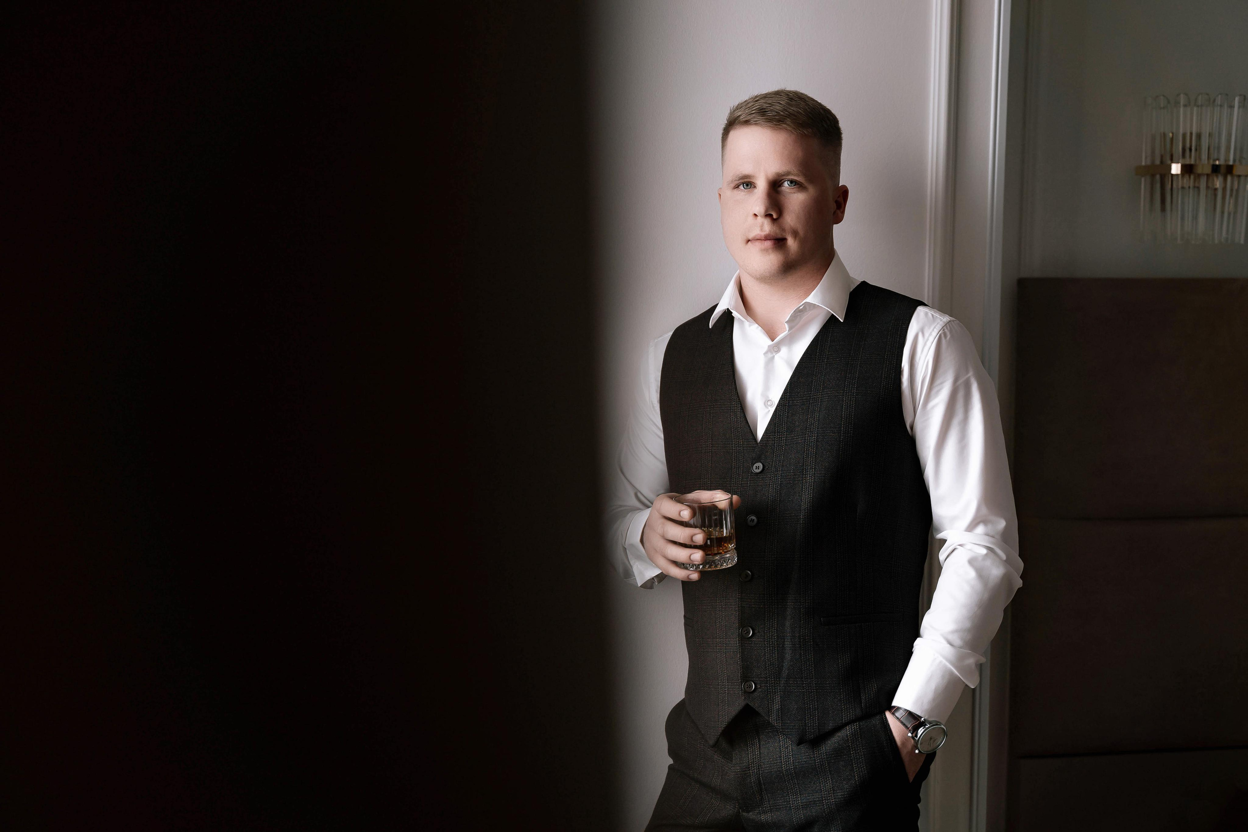 Сборы невесты (утро невесты) в отеле Люмьер в центре Москвы