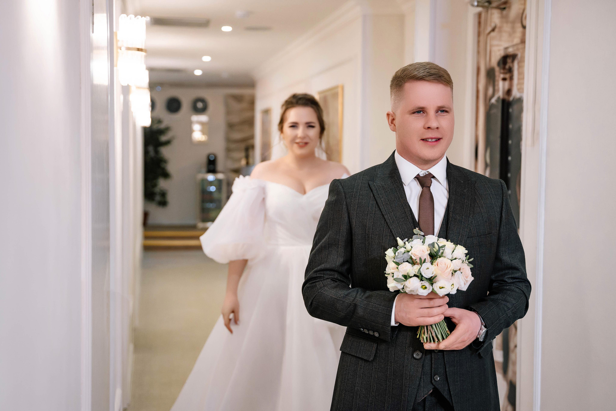 Свадебная фотосессия в Особняке спиридонова и в отеле Люмьер