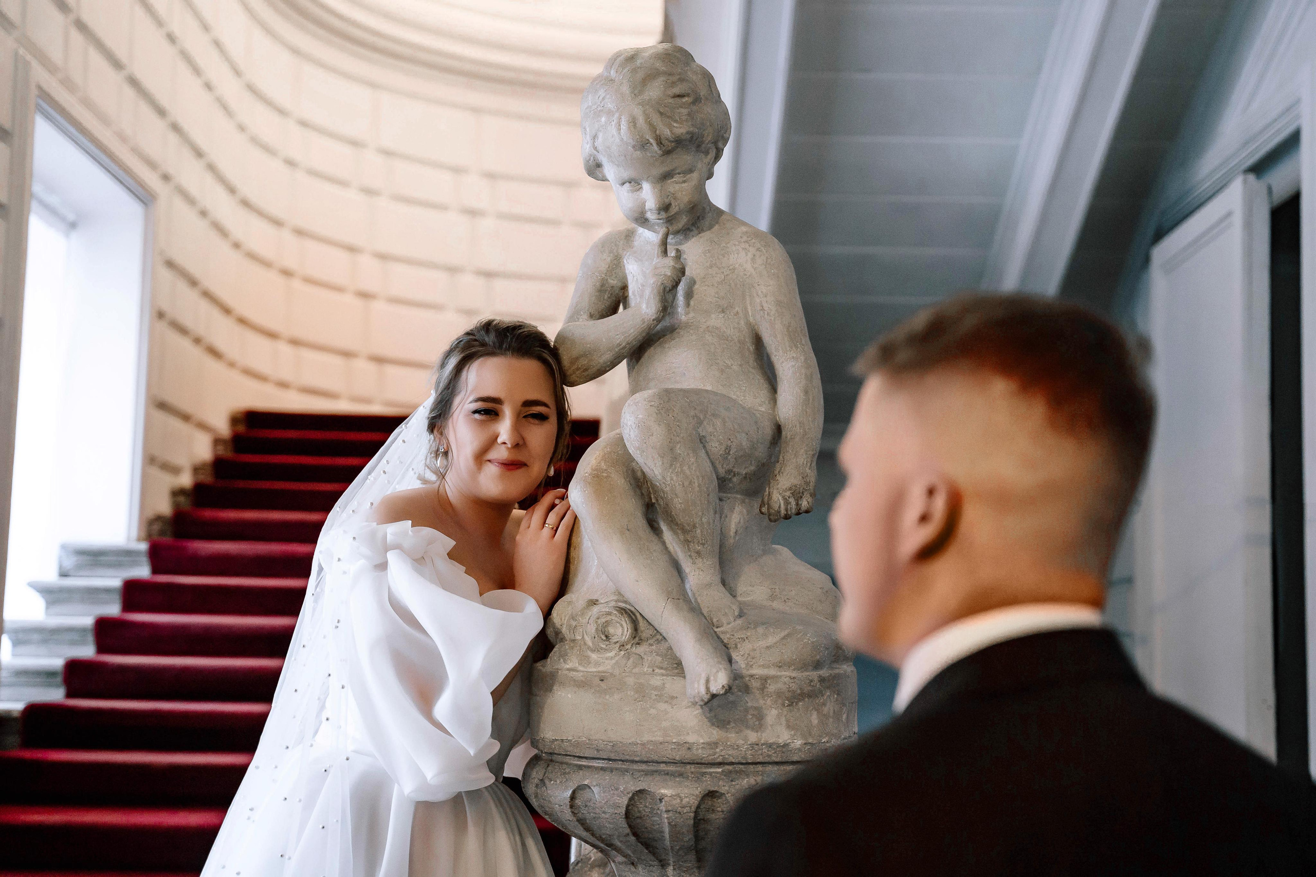 Свадебная фотосессия в Особняке спиридонова и в отеле Люмьер