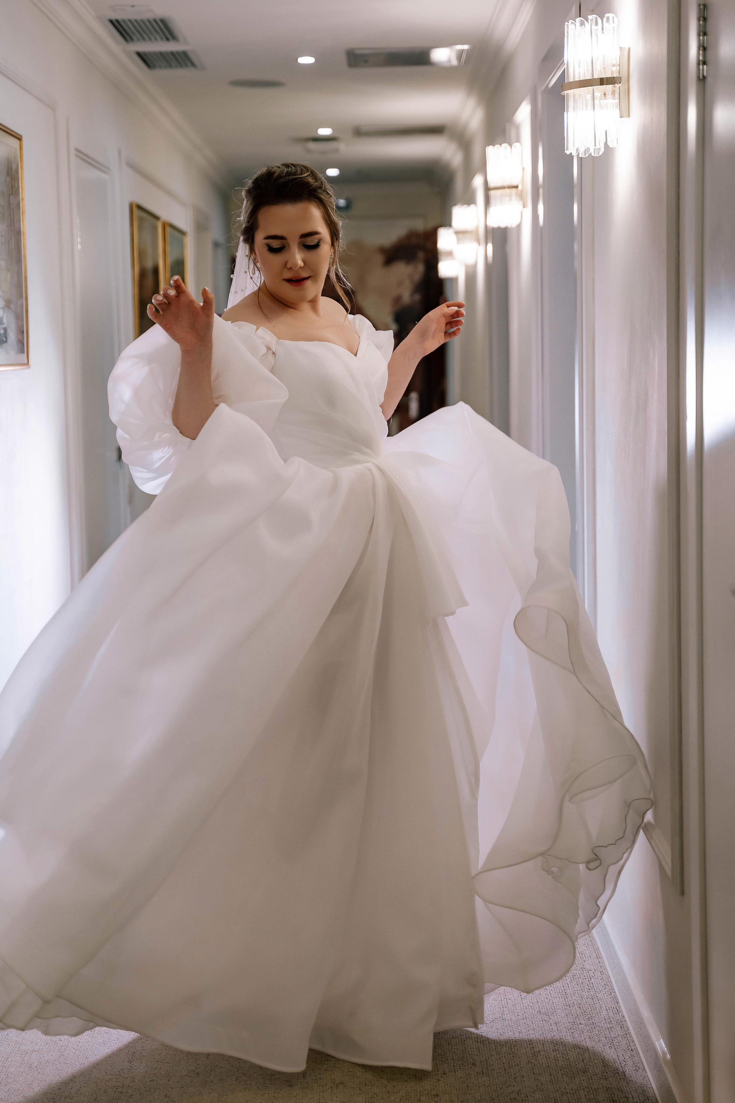 Свадебная фотосессия в Особняке спиридонова и в отеле Люмьер