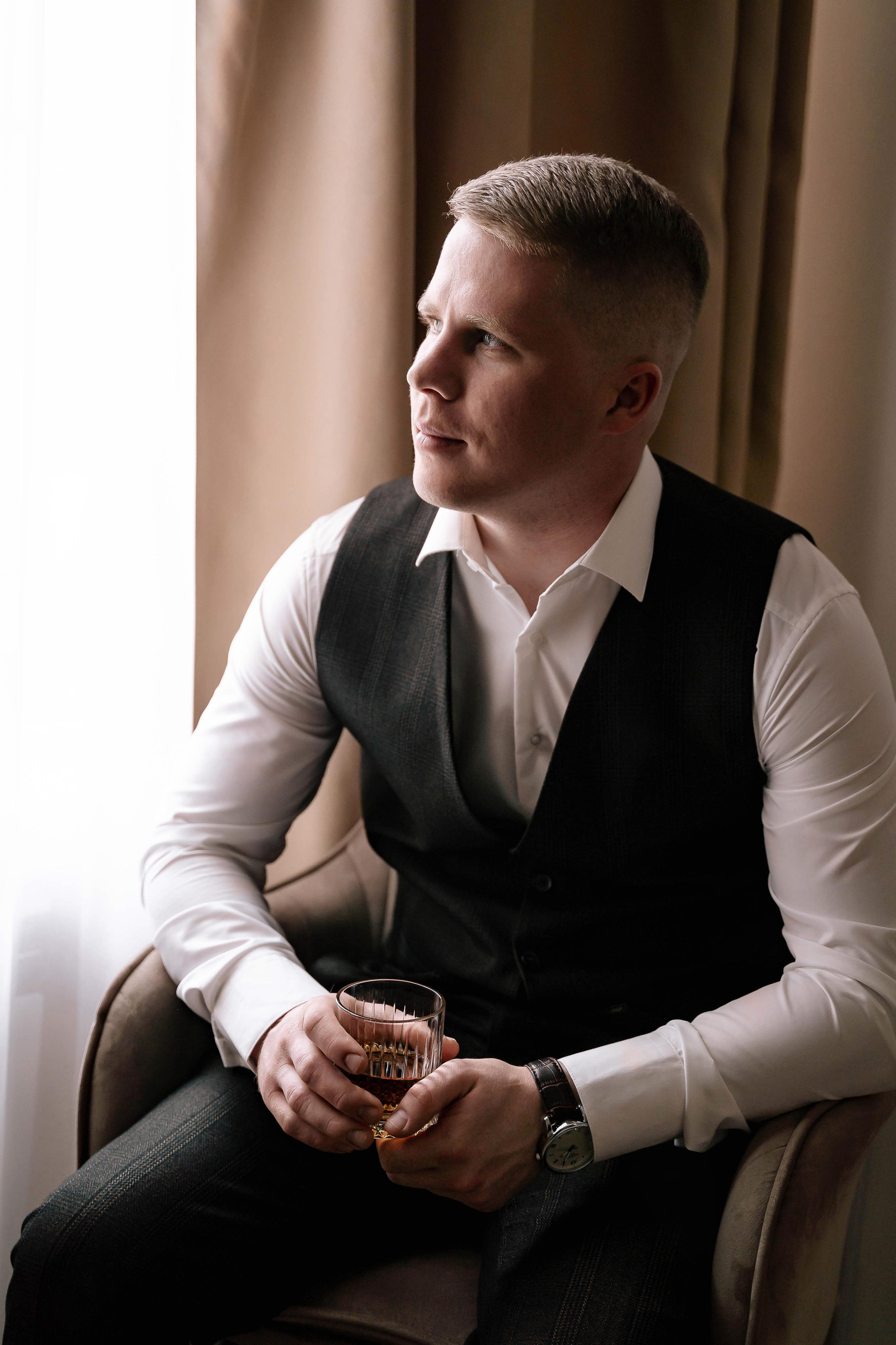 Свадебная фотосессия в Особняке спиридонова и в отеле Люмьер