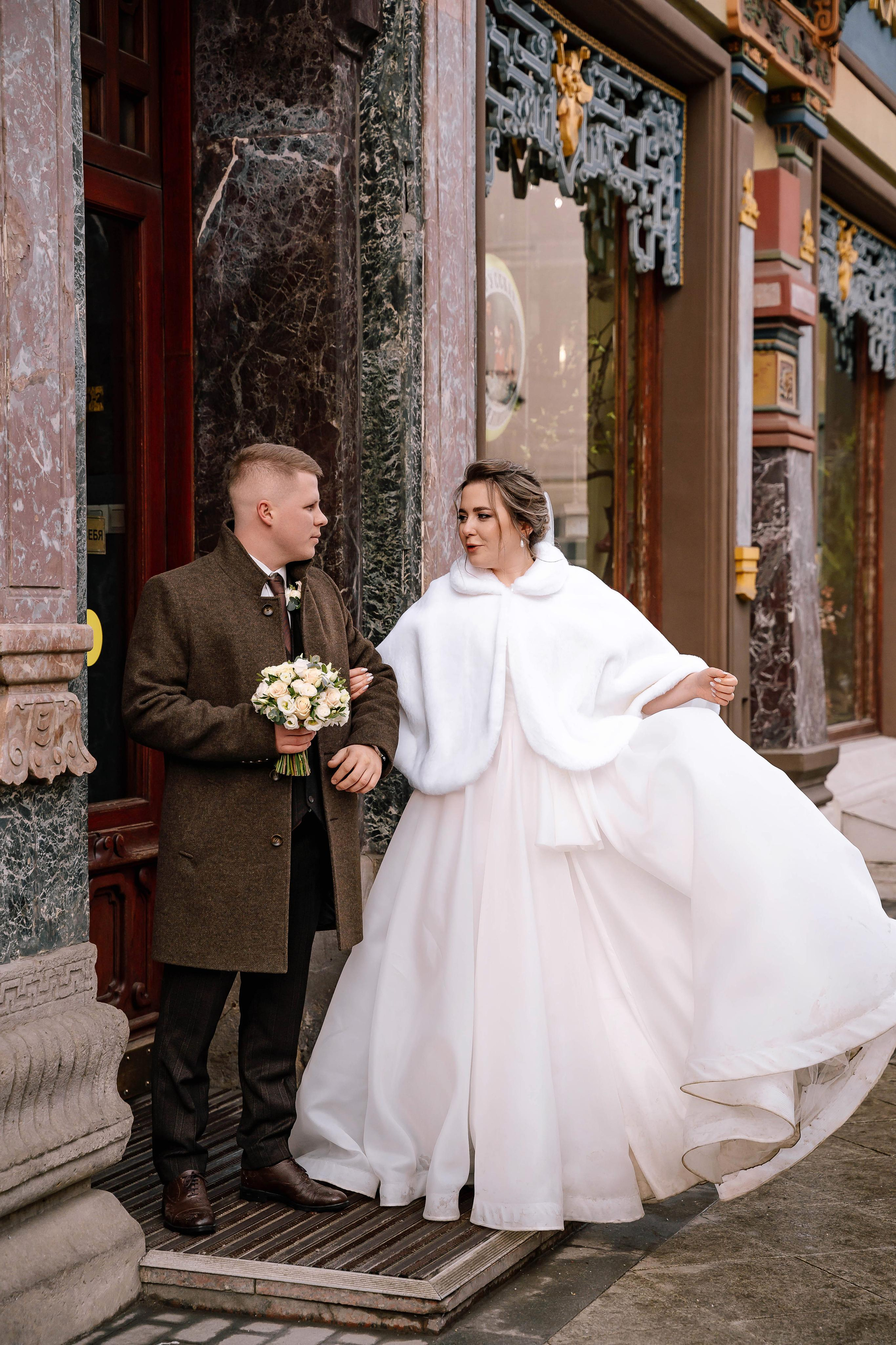 Свадебная фотосессия в Особняке спиридонова и в отеле Люмьер