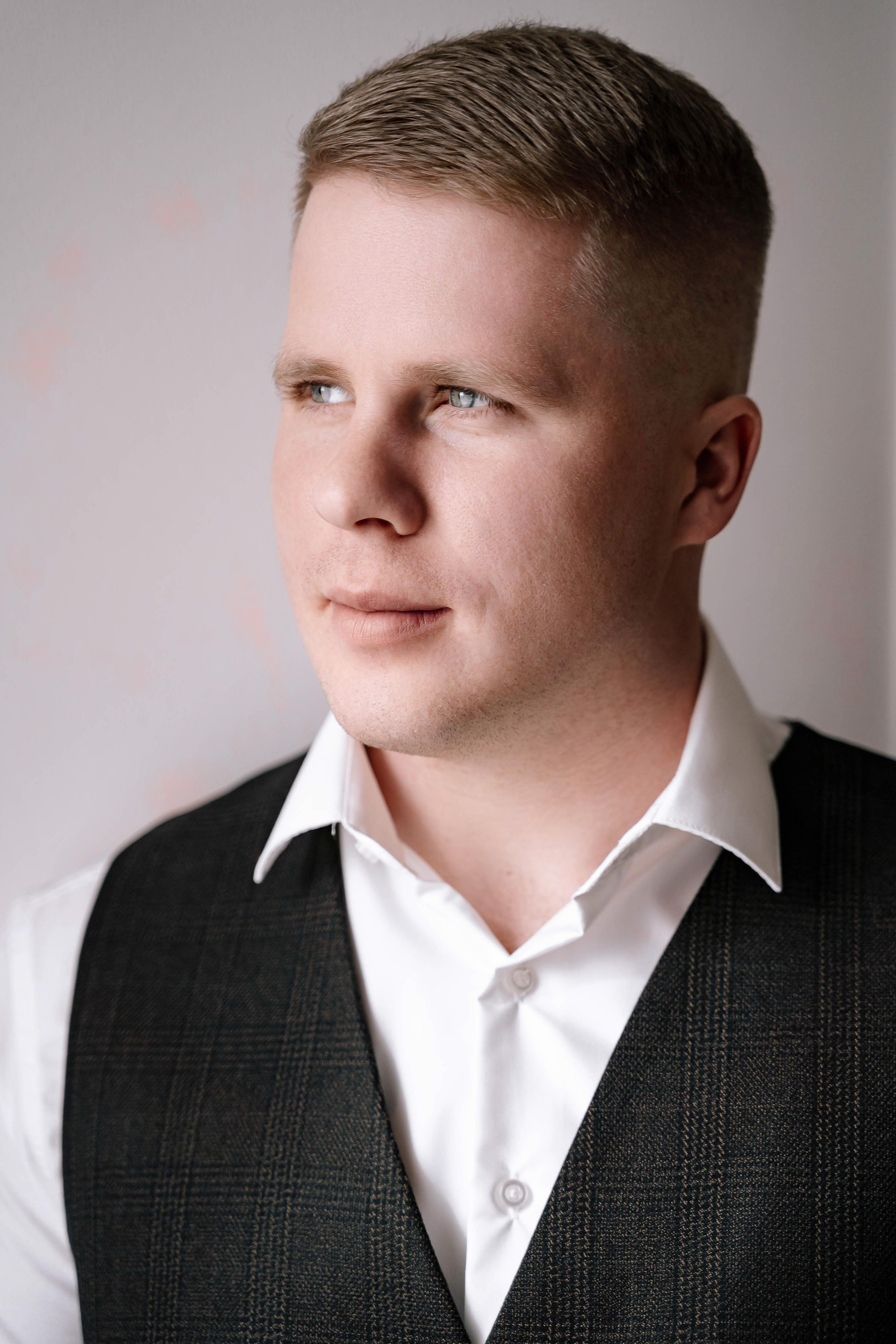 Свадебная фотосессия в Особняке спиридонова и в отеле Люмьер