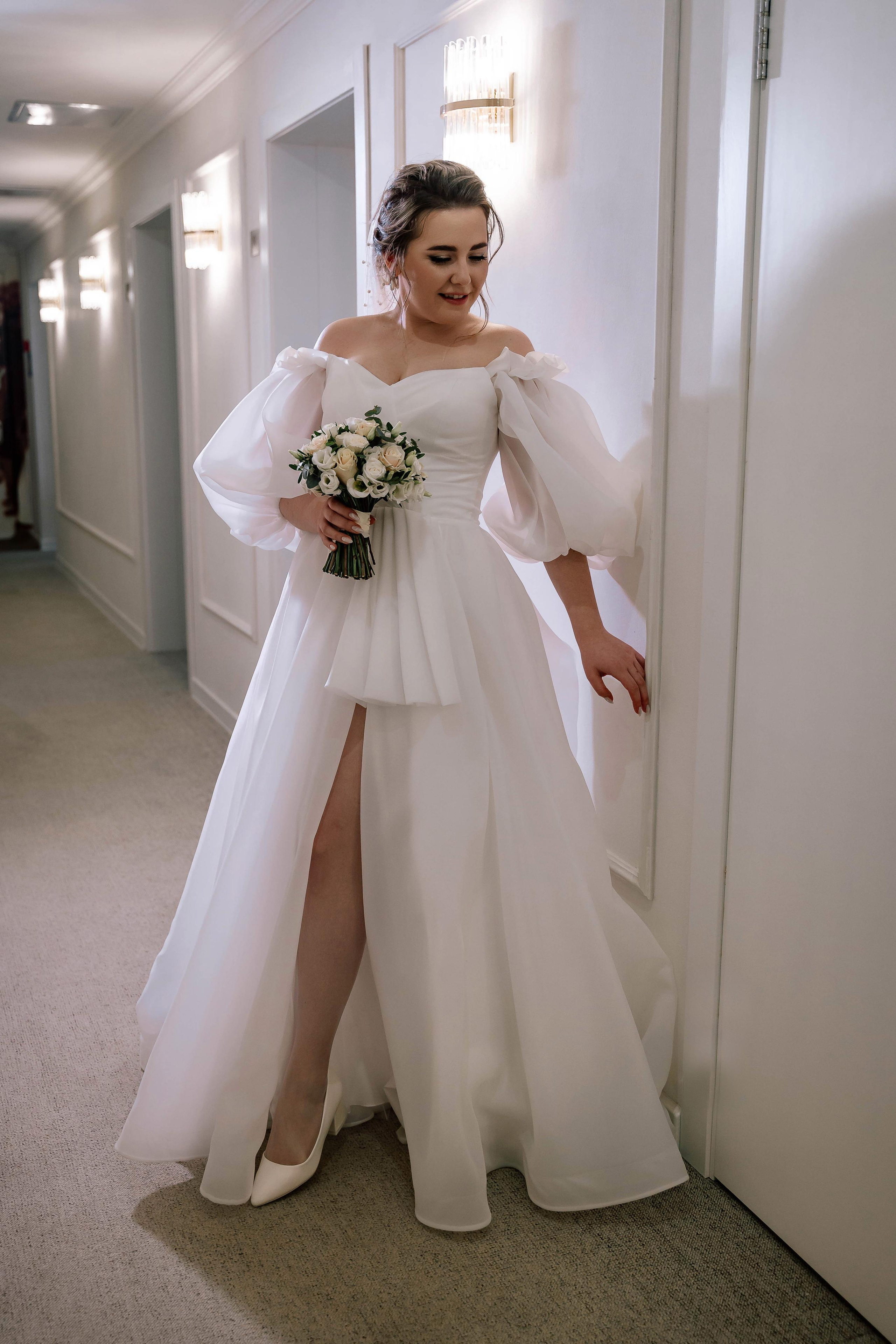 Свадебная фотосессия в Особняке спиридонова и в отеле Люмьер