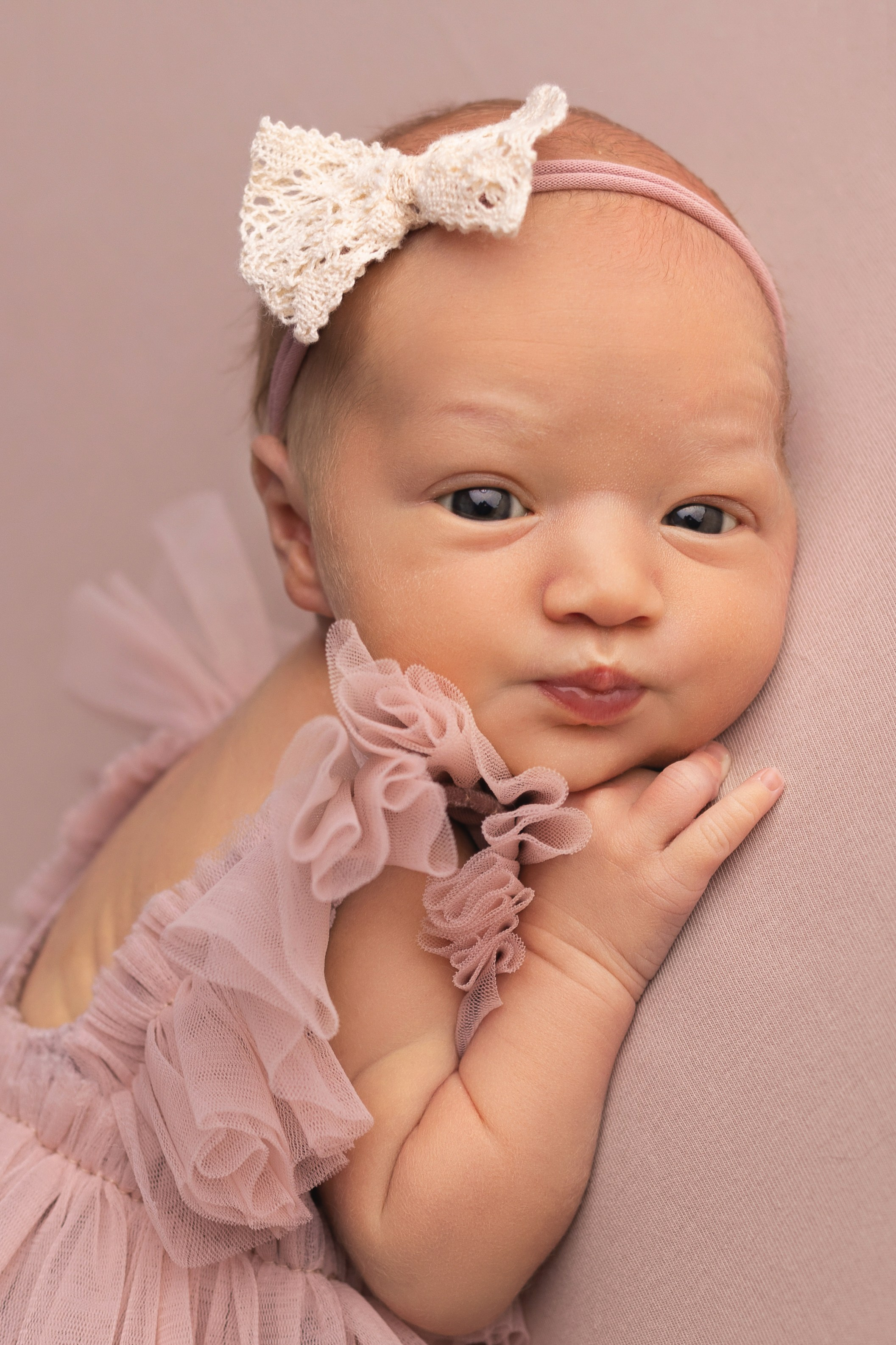 Классическая фотосессия малыша. Фотограф новорожденных малышей в Омске и Омской области Эльвира Камаева