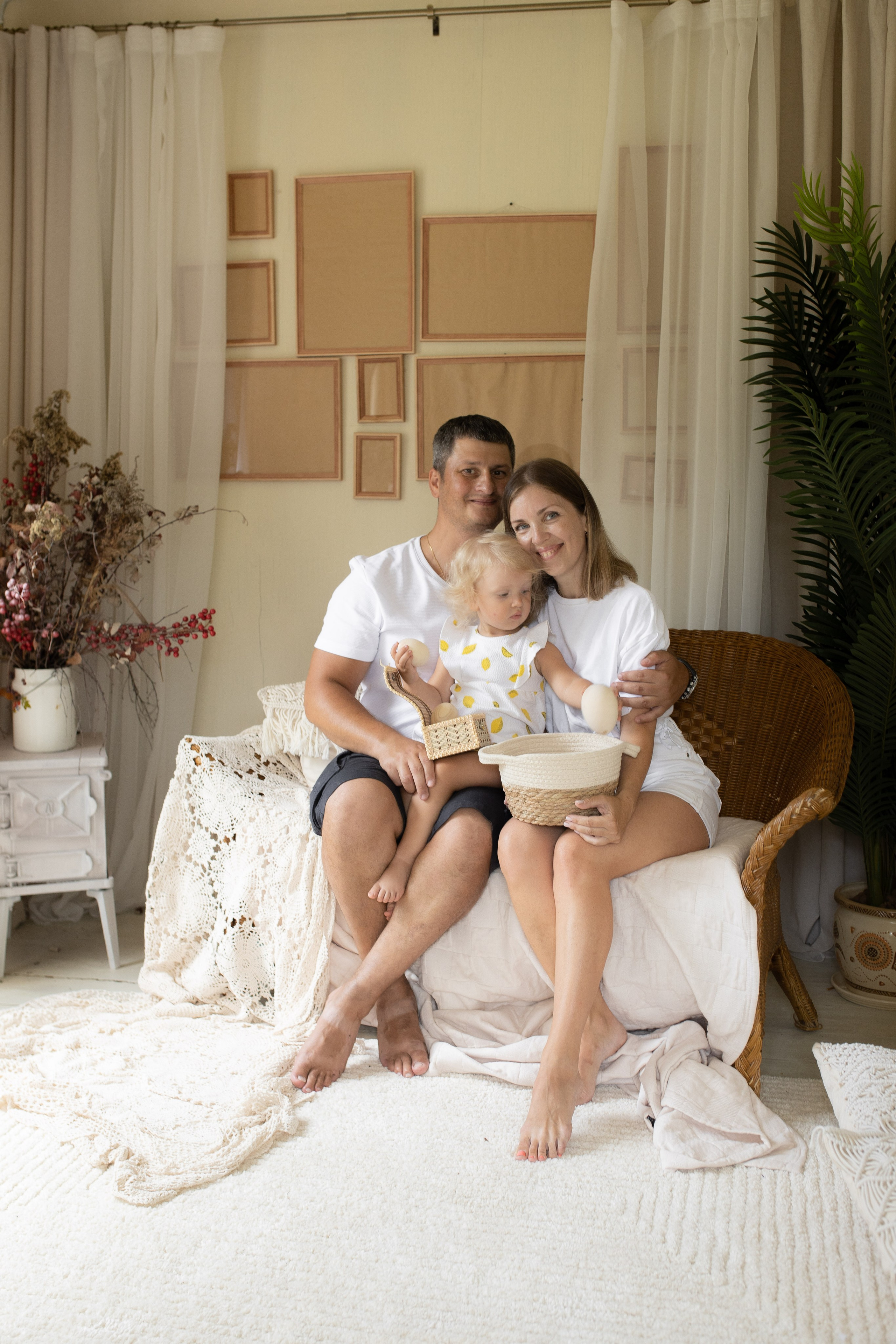 Семейная фотосессия на даче в Купавне. Фотограф в Железнодорожном и Балашихе