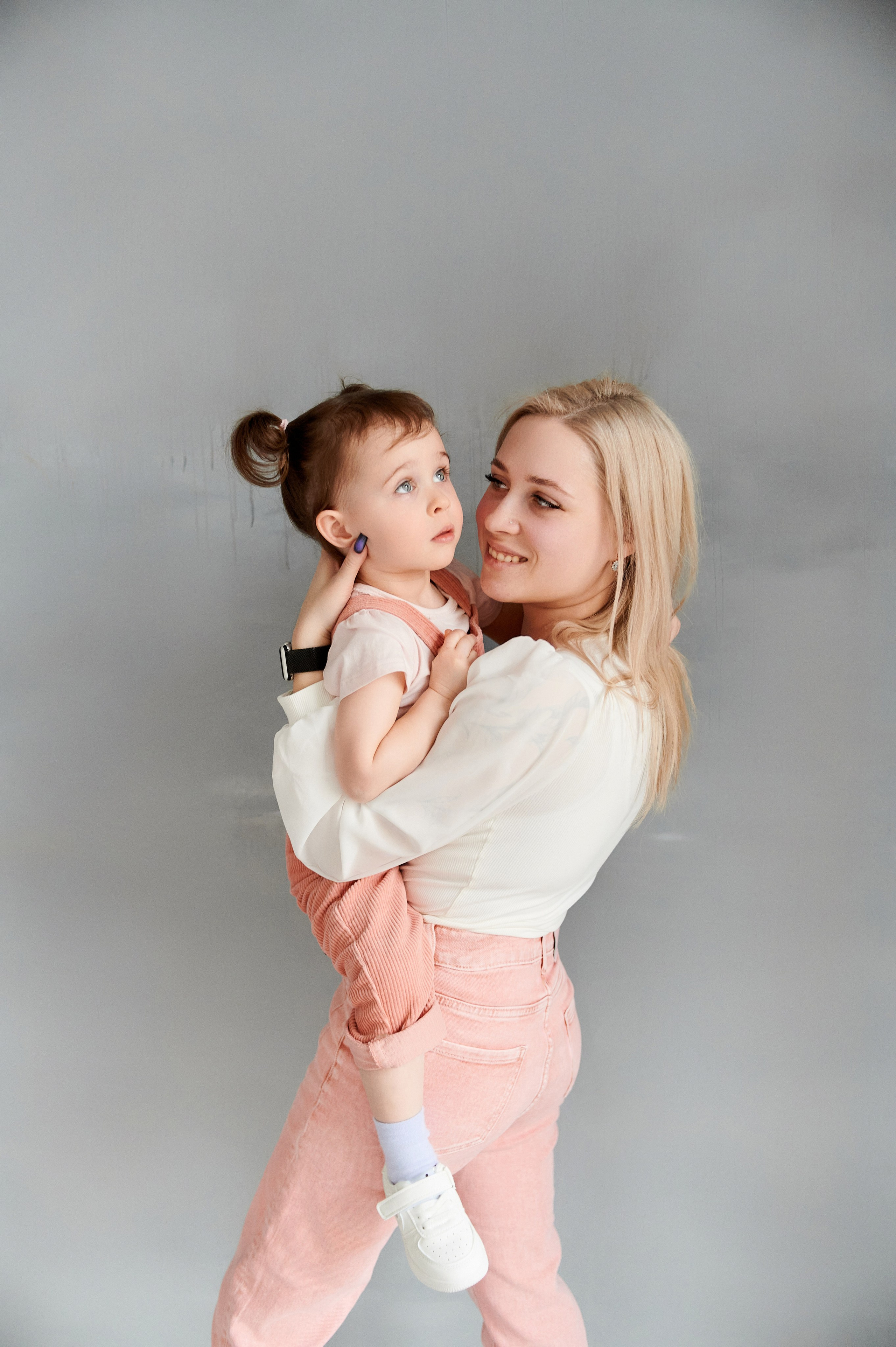 В студии. Семейный и детский фотограф в г. Ногинске Ангелина Хасанова