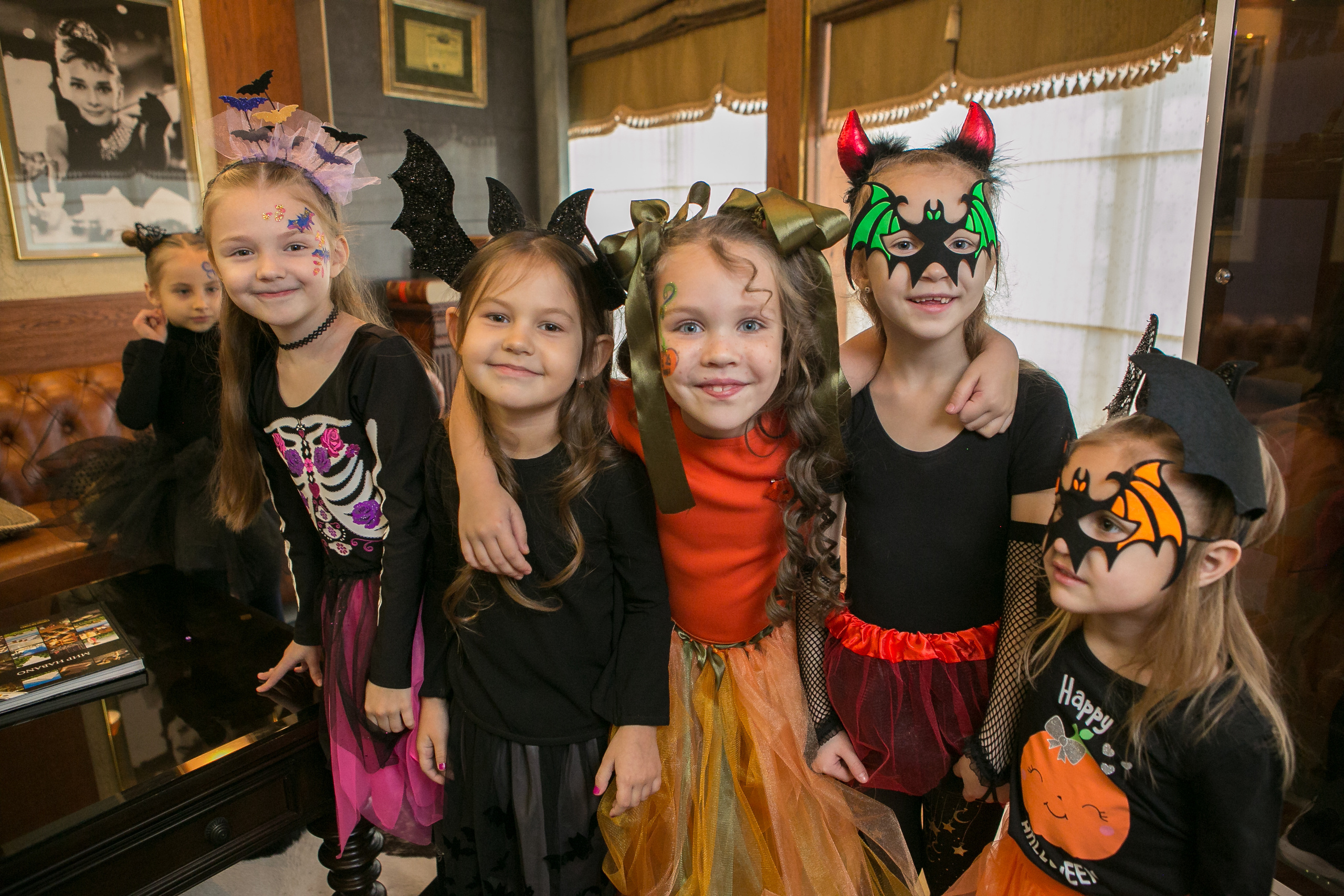Вечеринка в стиле halloween. Фотограф в Оренбурге. Профессиональный фотограф