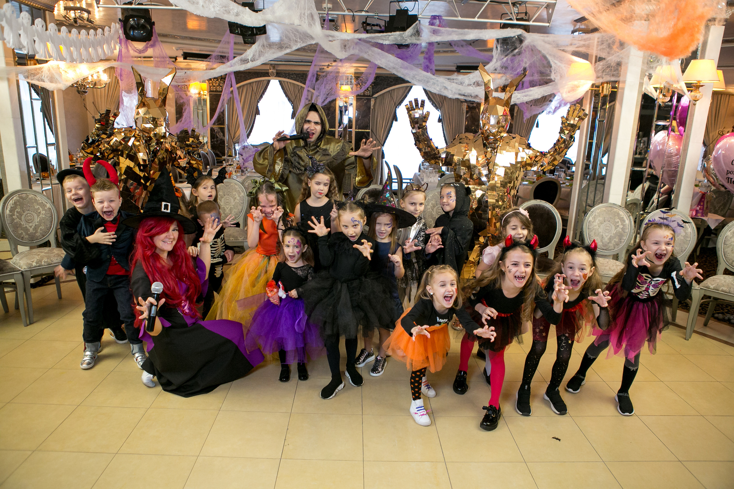 Вечеринка в стиле halloween. Фотограф в Оренбурге. Профессиональный фотограф