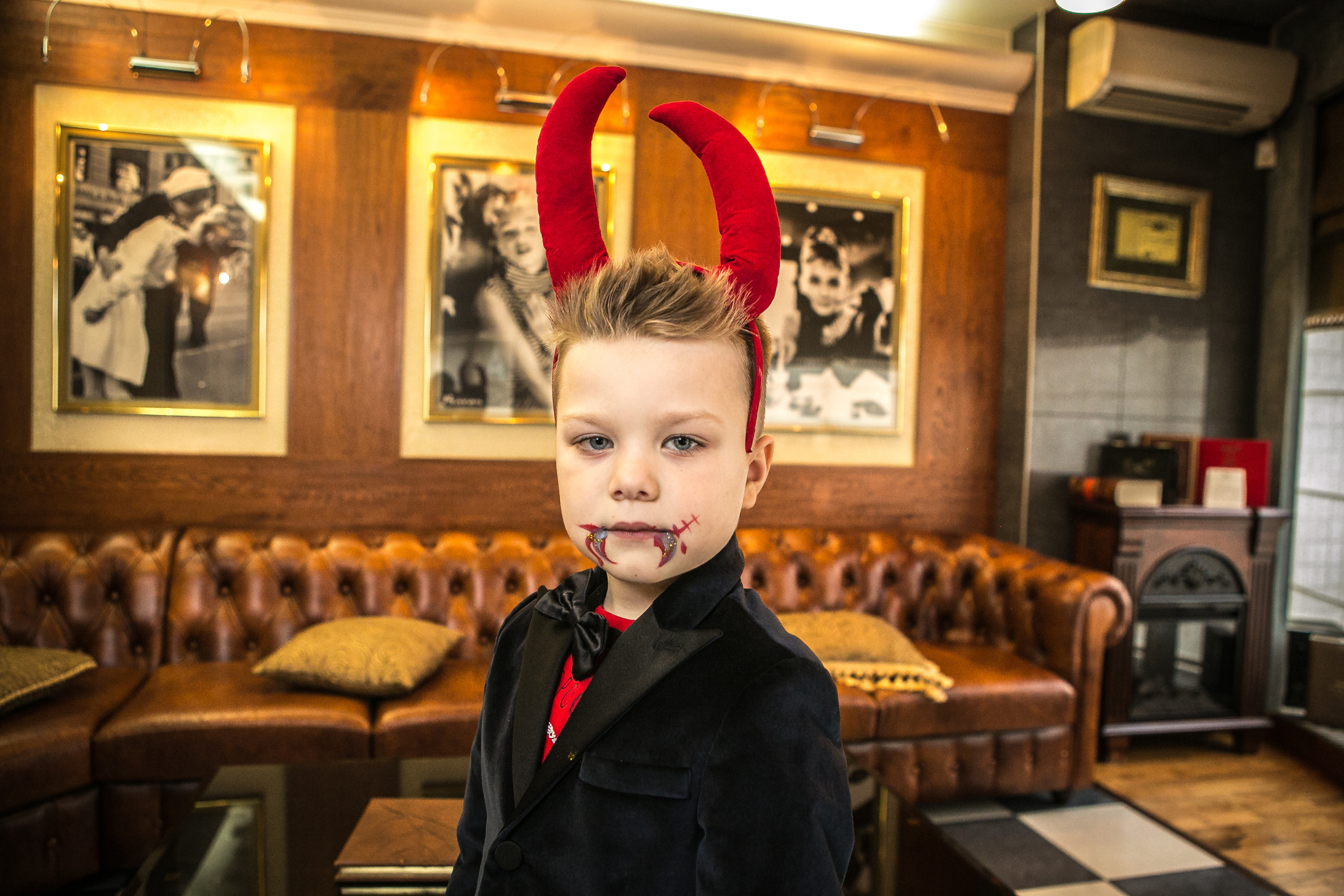 Вечеринка в стиле halloween. Фотограф в Оренбурге. Профессиональный фотограф