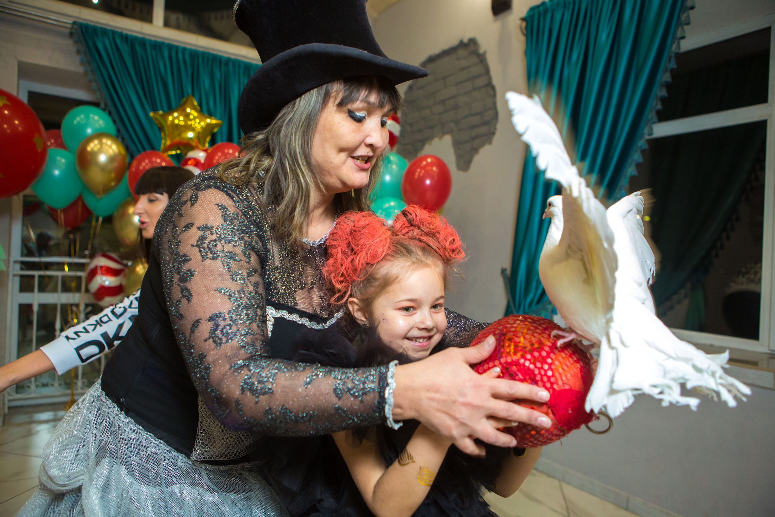 Фотограф оренбург. Фотограф в Оренбурге. Профессиональный фотограф