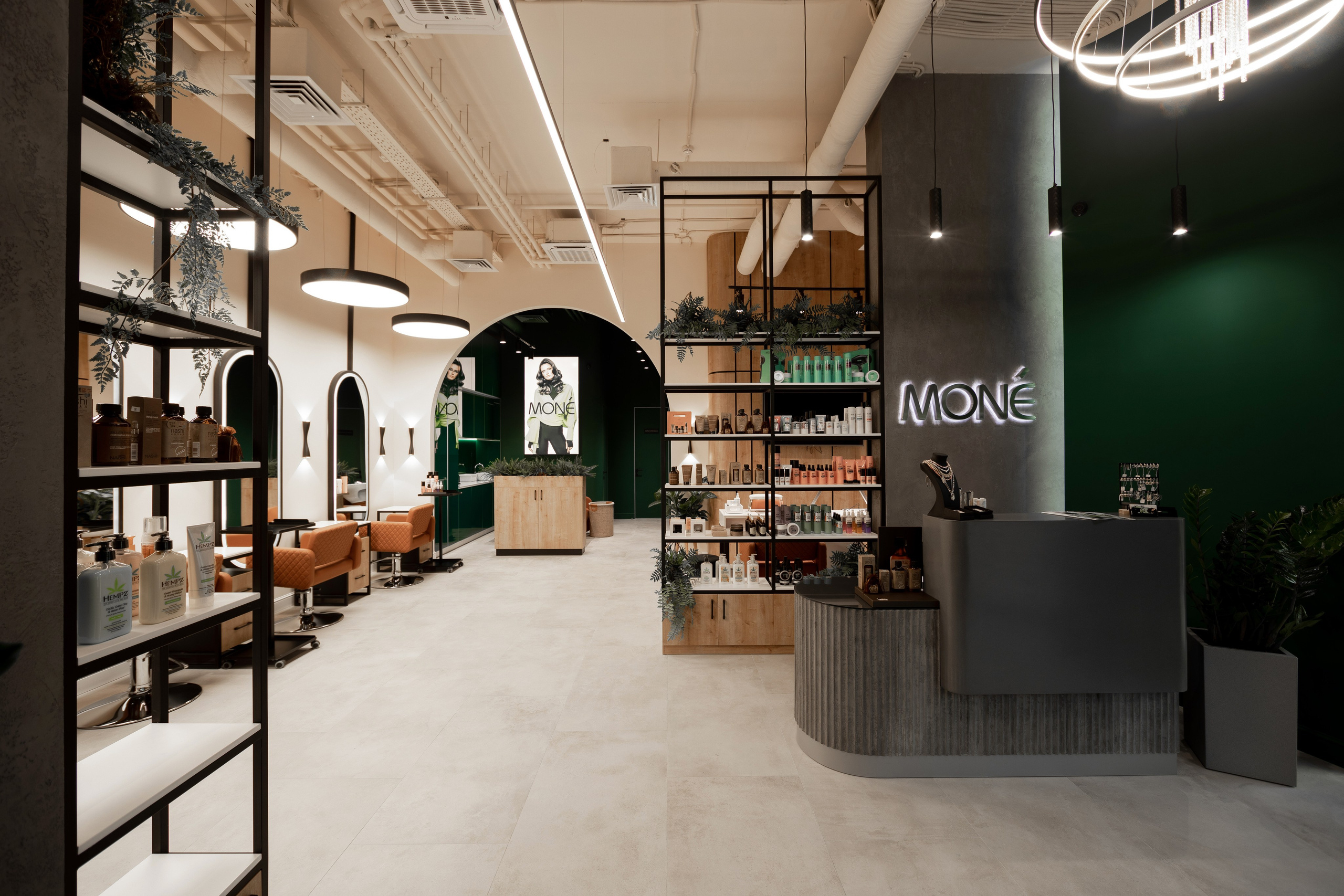 Предоставляю услуги профессионального фотографа интерьеров помещений любого вида - от квартир и домов до ресторанов, кафе, гостиниц и офисов.