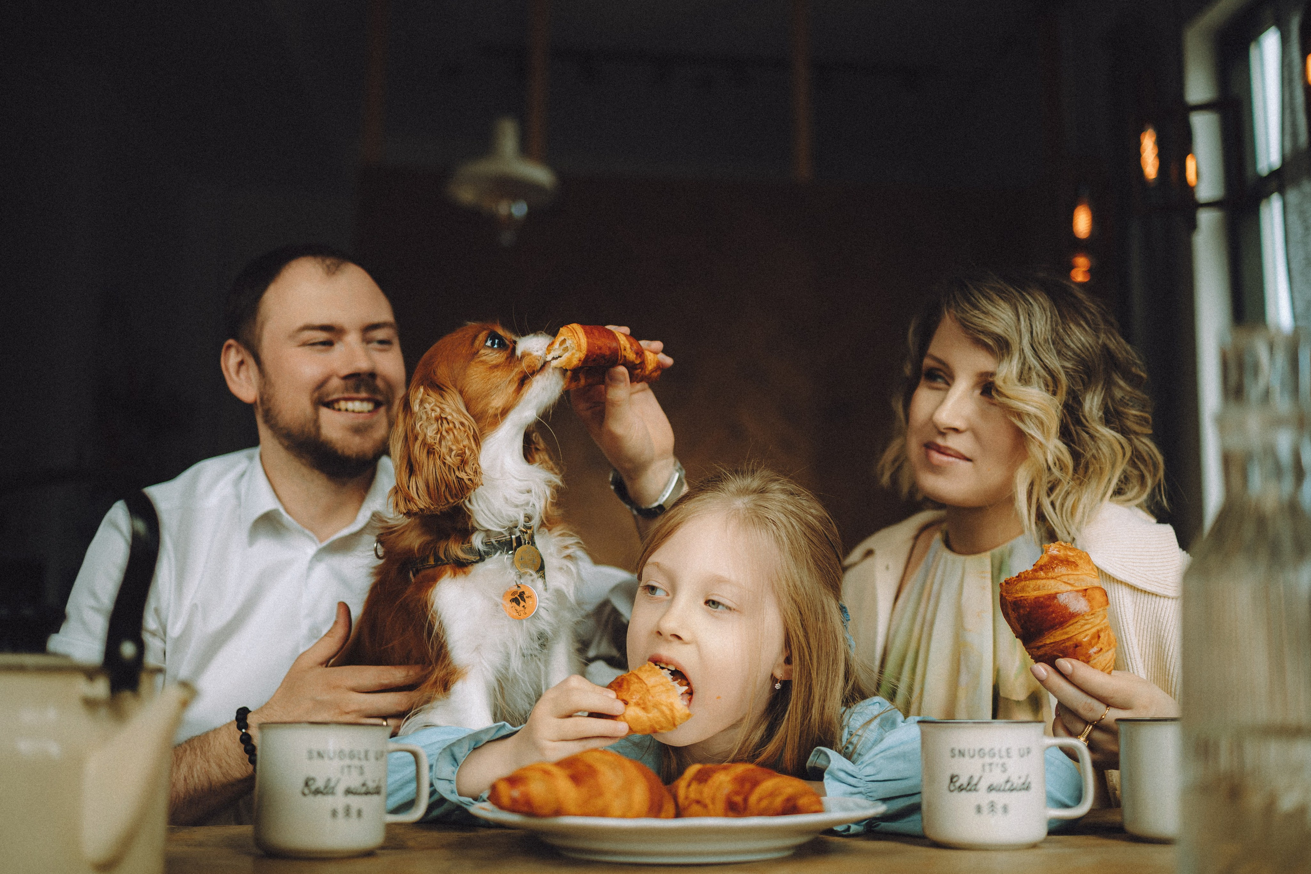 Валя, Вася, Аня и Ириска