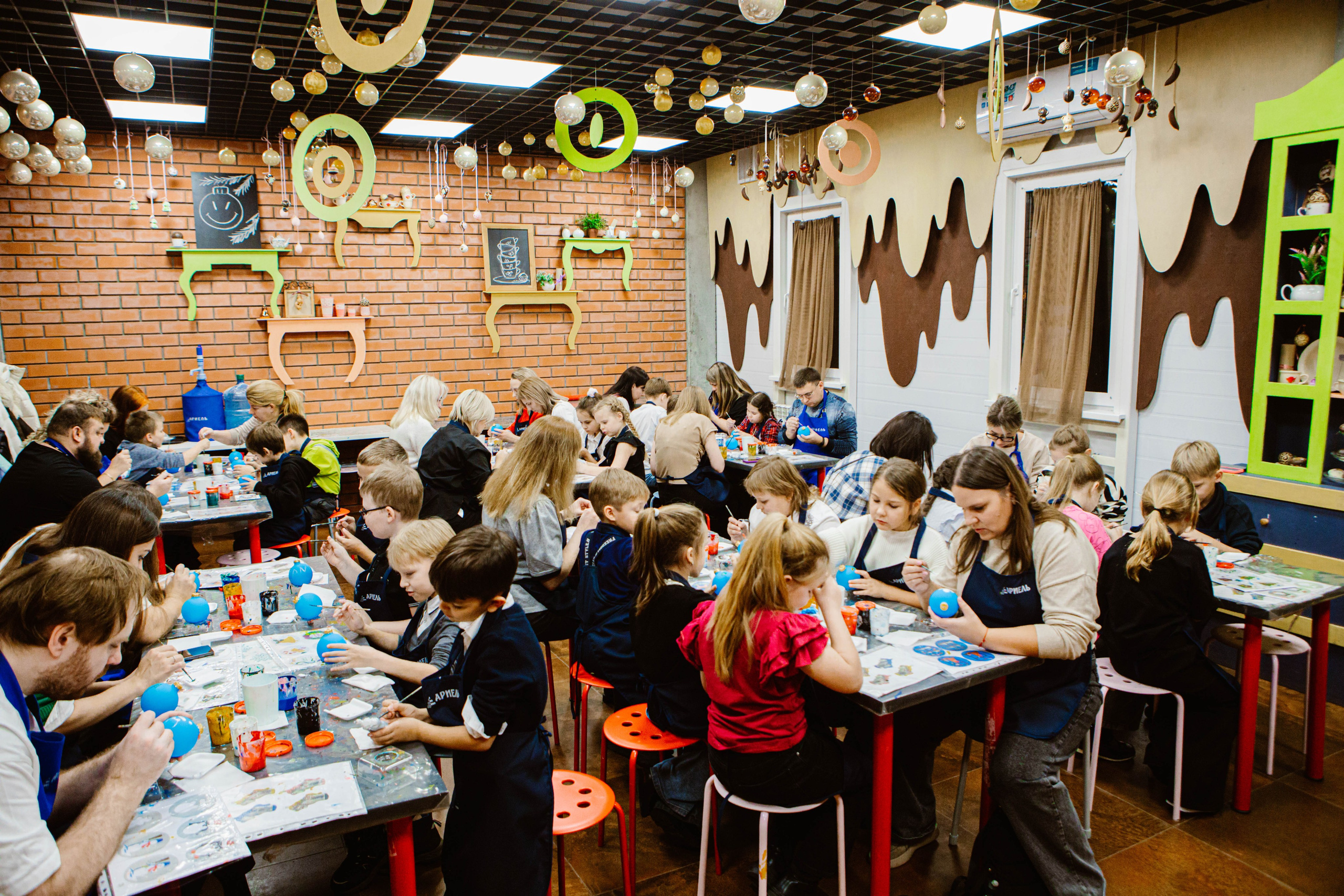 А Р И Е Л Ь фабрика ёлочных игрушек. Фотограф в Нижнем Новгороде