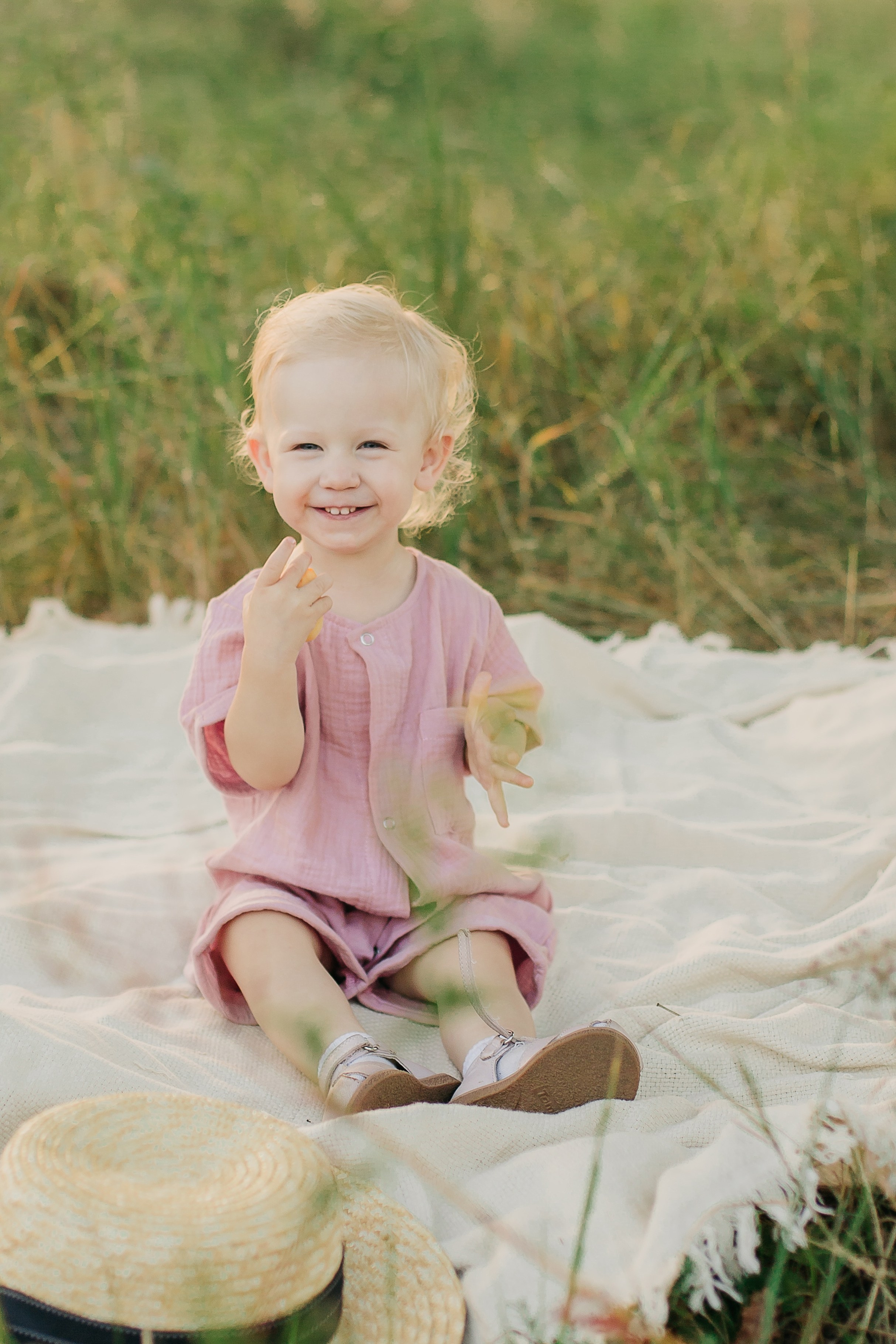 Юлия, Дмитрий и Варя. Свадебный и семейный фотограф Александра Кос