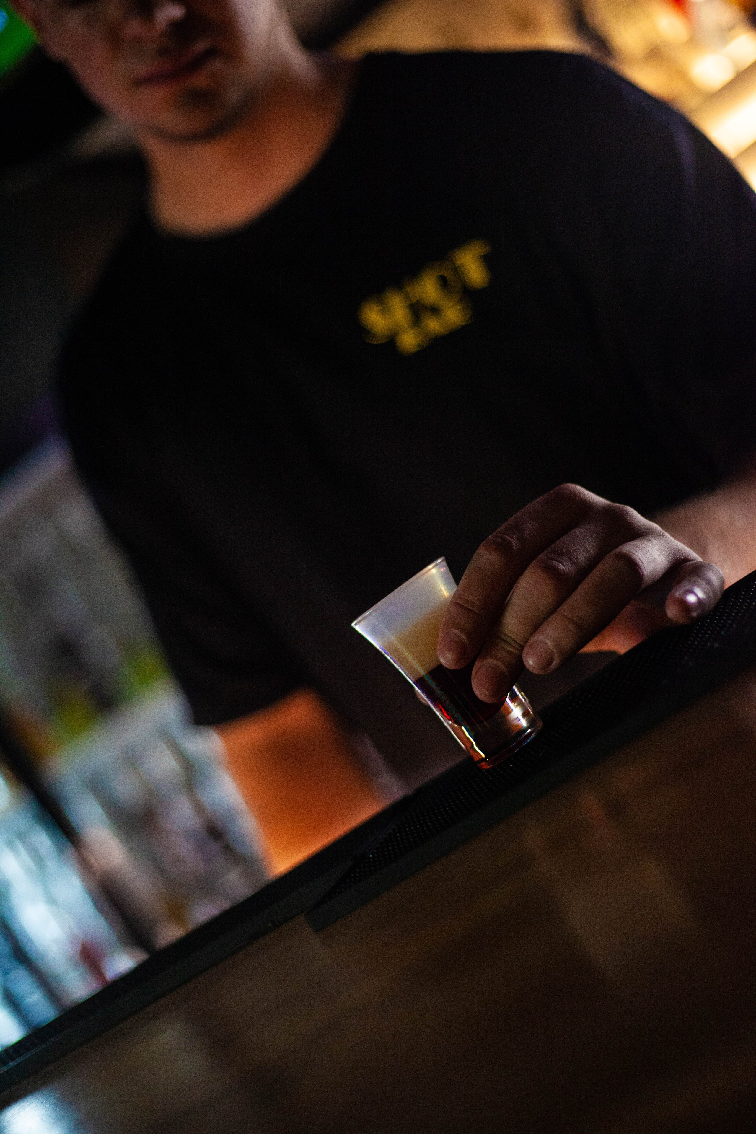 Шот Бар. Уличный фотограф Города N