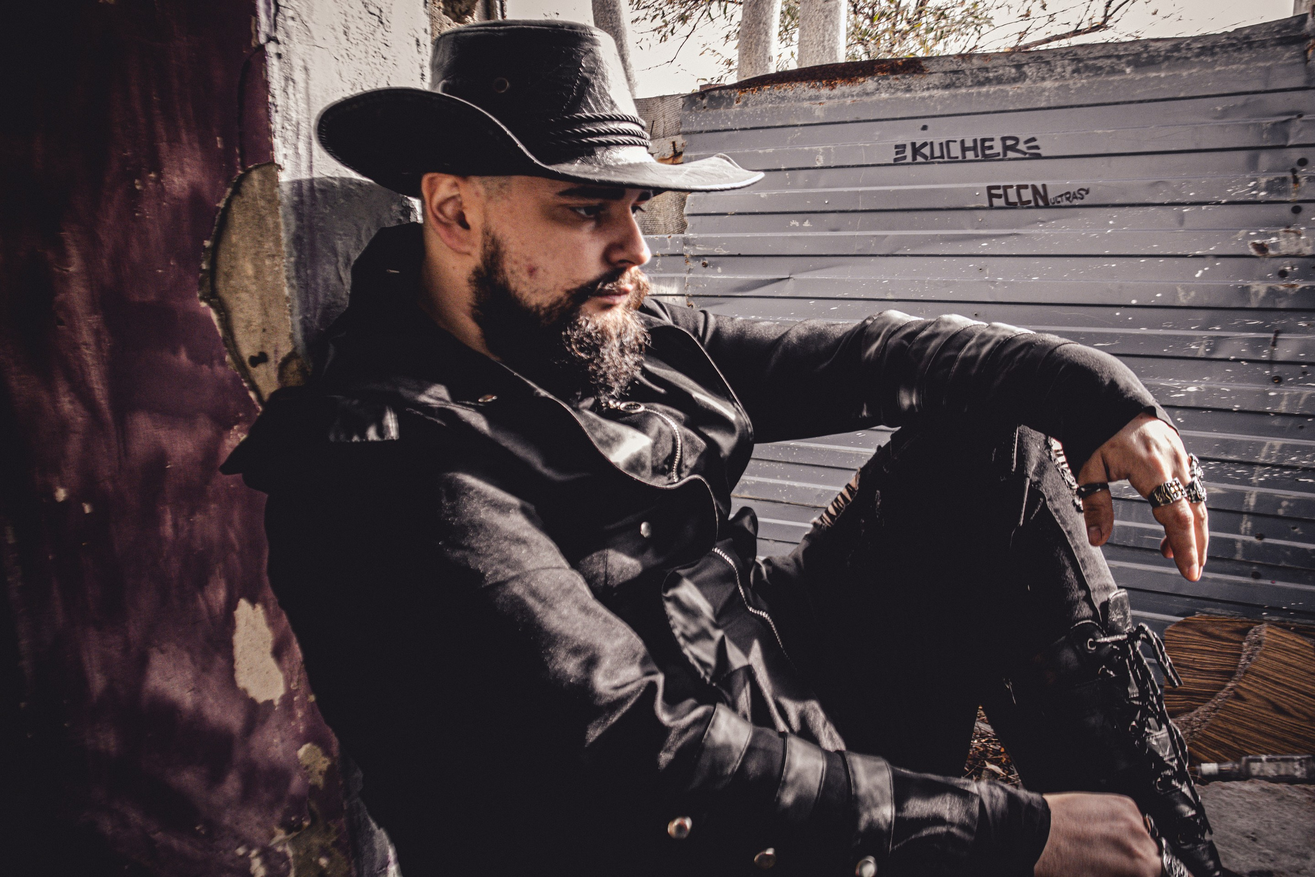 Заброшенная душа. Уличный фотограф Города N