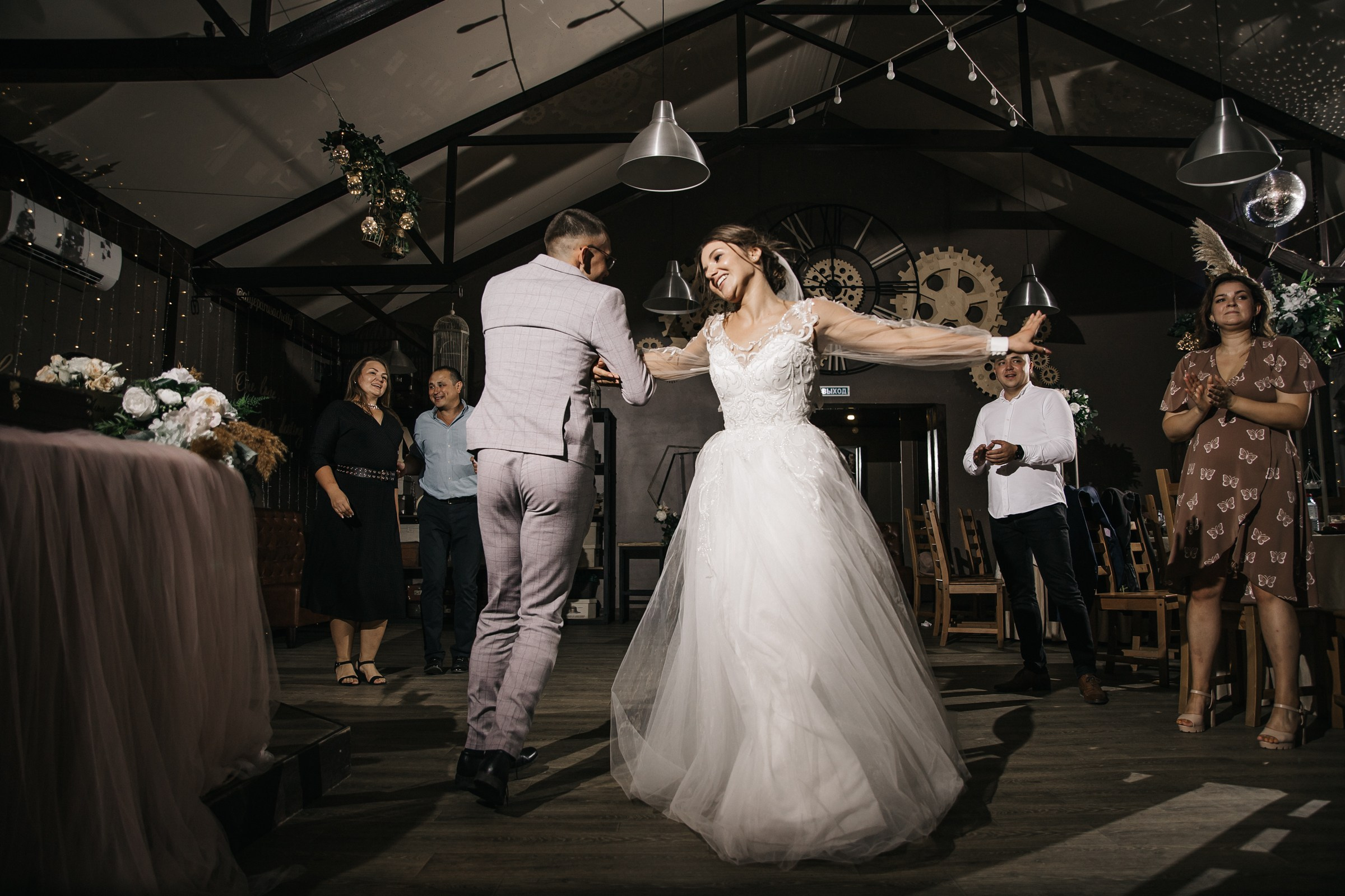 Полина и Саша. Семейный и свадебный фотограф в Челябинске Юлия Софьина