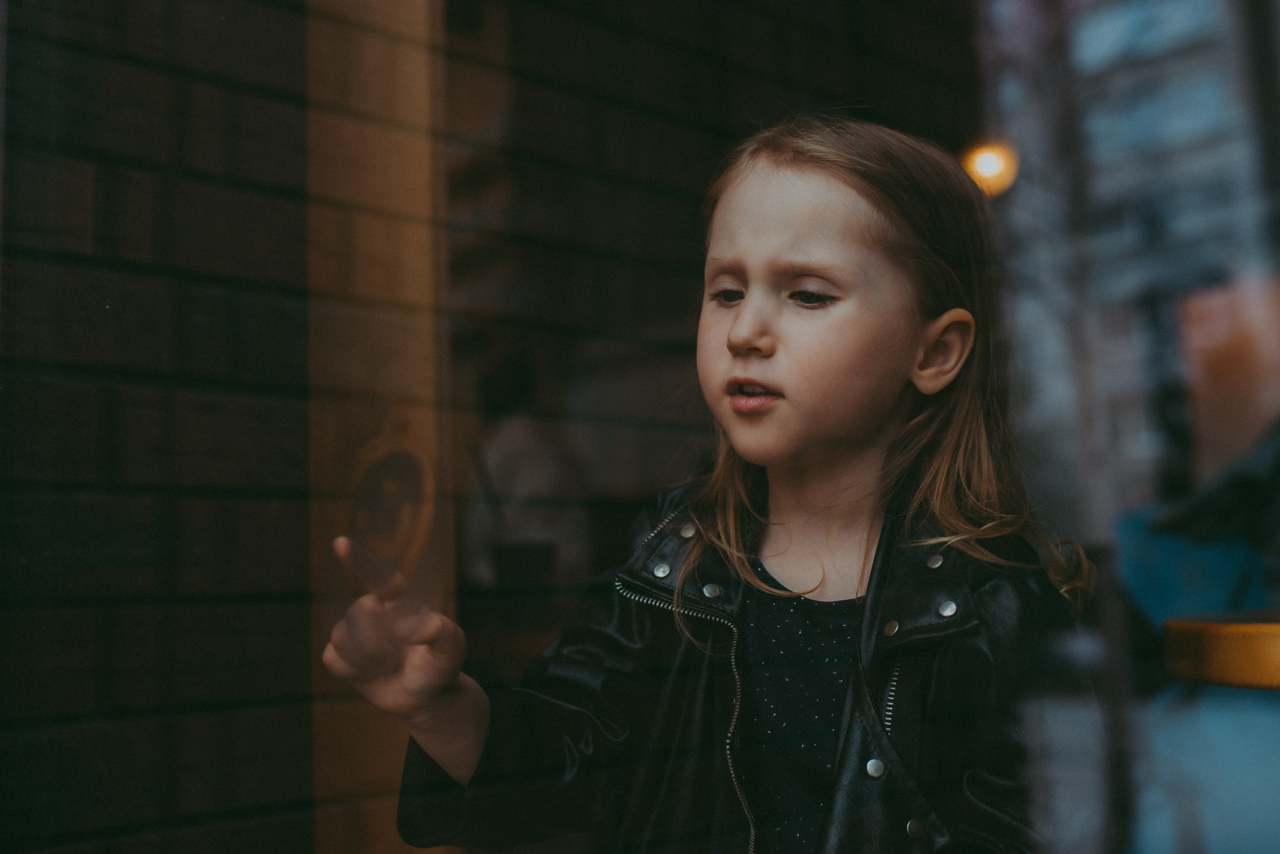 Кофейные истории. Даша и Алиса. Семейный и детский фотограф в Новосибирске и Краснообске — Анна Ким