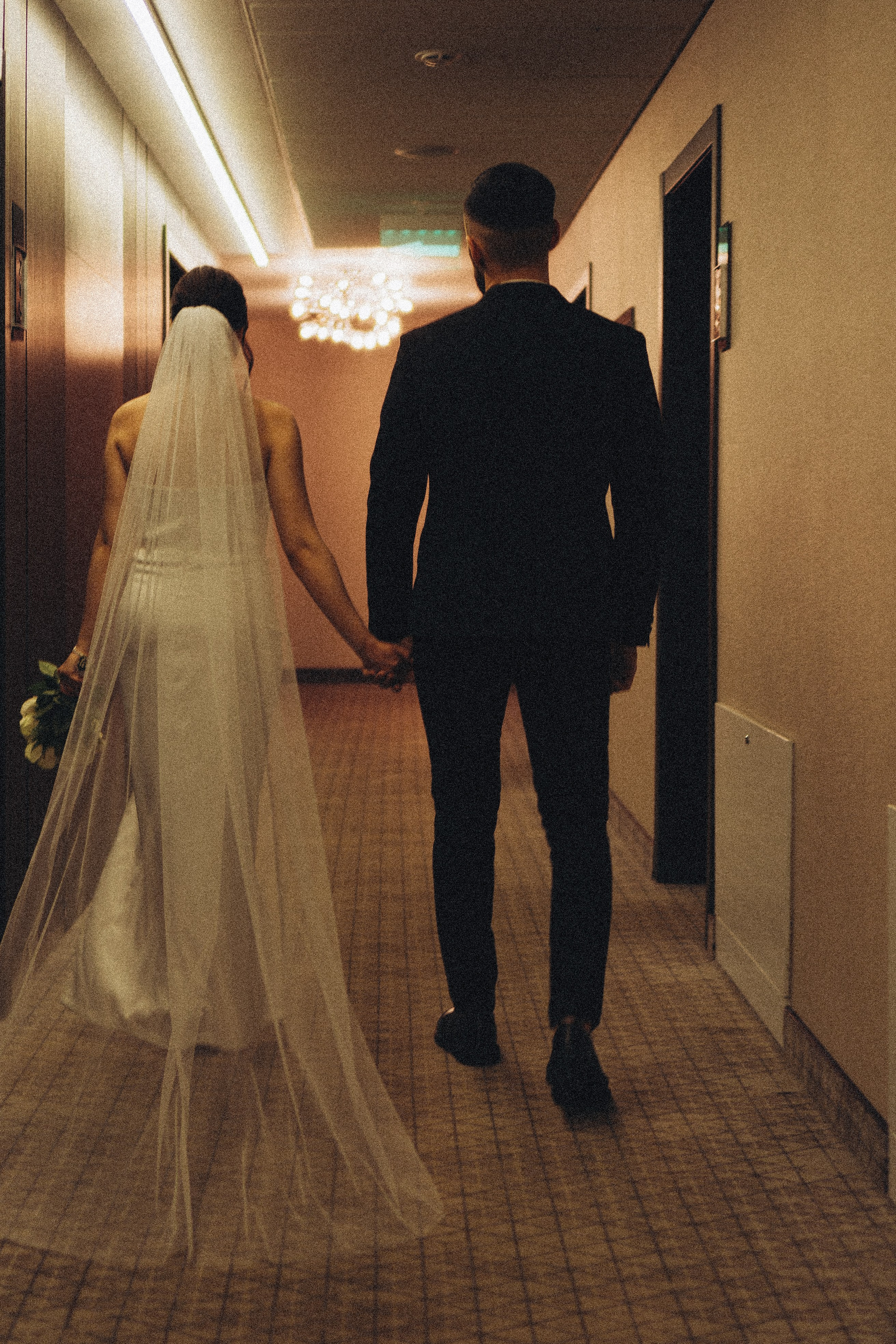 СВАДЕБНАЯ СЬЕМКА СБОРОВ ЖЕНИХА И НЕВЕСТЫ В ОТЕЛЕ И ТАКЖЕ ФОТОСЕССИИЯ В ОТЕЛЕЕ МЕГАПОЛИС БРЯНСК. Профессиональный фотограф, Санкт-Петербург — Виктория Богомолова